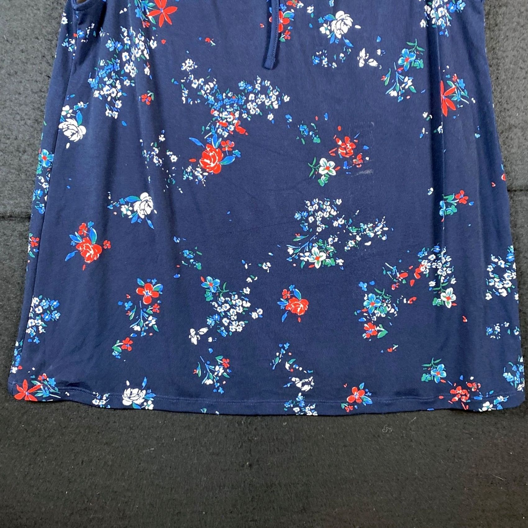 Banana Republic Banana Republic Womens Blouse Leaf Floral Front Tie Sleeveless Stretch Small Shirt Womens Blouse Leaf Floral Front Tie Sleeveless Stretch Small Size S / US 4 / IT 40 - 3 Thumbnail