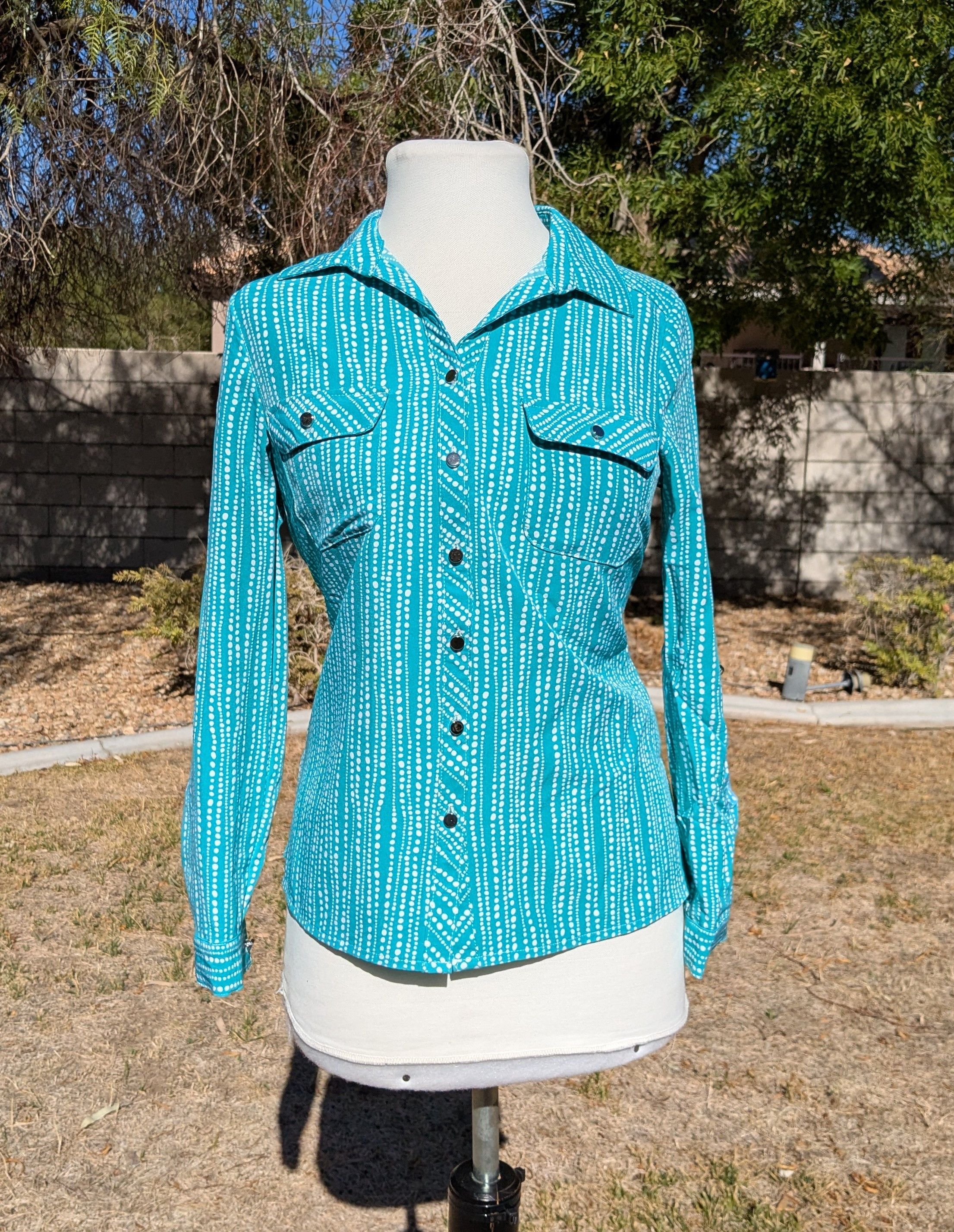 Other DISCOLORED Aquarius Bubbles Notations Petite Blouse Shirt Size S / US 4 / IT 40 - 1 Thumbnail