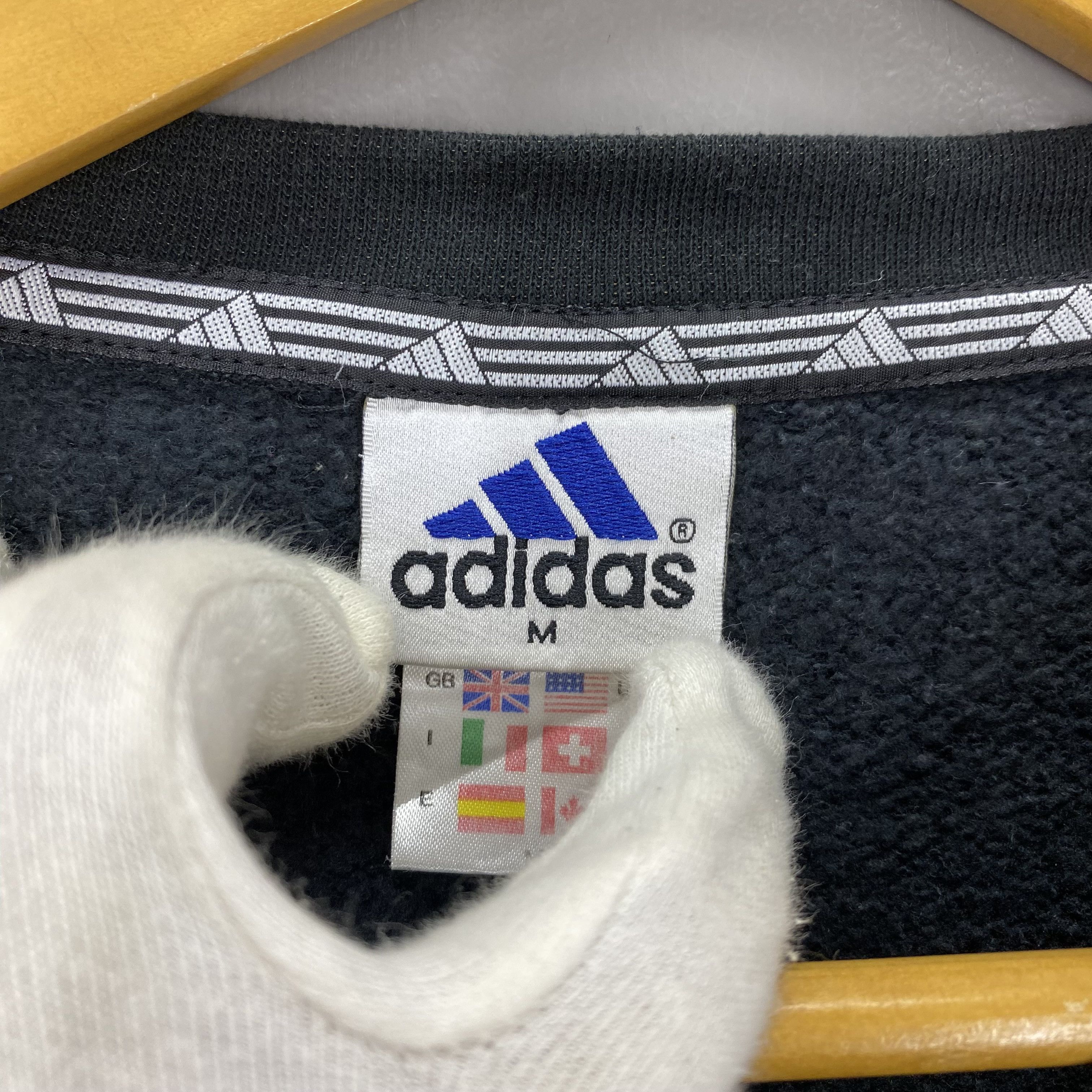 Adidas Vintage ADIDAS THREE STRIPE V Neck Sweatshirt #1889/09 Size US M / EU 48-50 / 2 - 5 Thumbnail