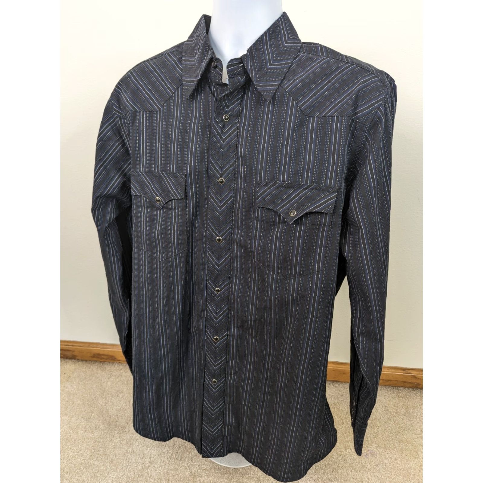 Wrangler VINTAGE Wrangler Shirt Mens Large Black Striped Pearl Snap Western Cowboy T5F Size US L / EU 52-54 / 3 - 2 Thumbnail