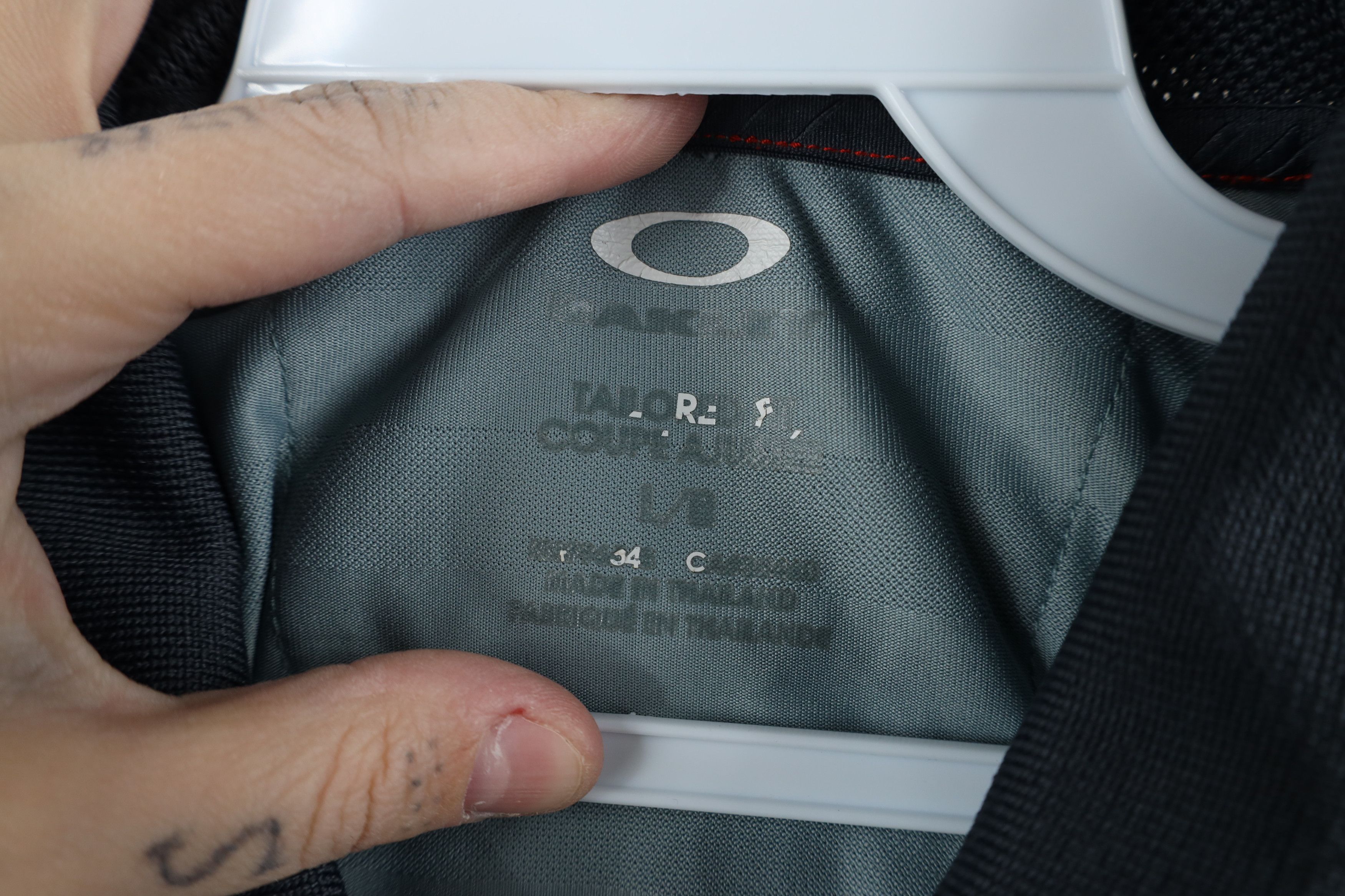 Oakley × Vintage Vintage Y2K Oakley O Logo Knit Collared Golf Polo Gray Size US L / EU 52-54 / 3 - 9 Thumbnail