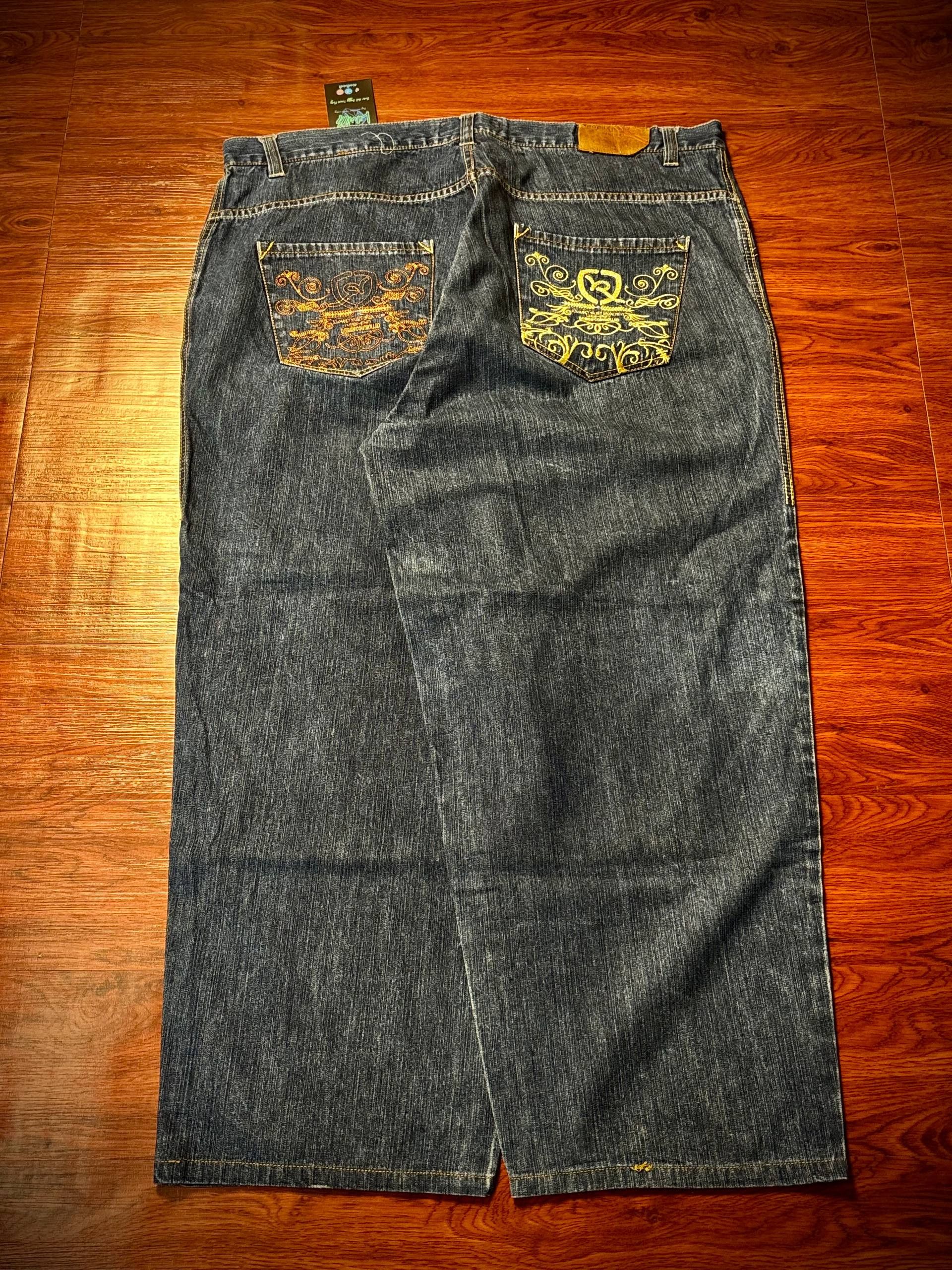 Rocawear Vintage Rocawear Blue Denim Wash Tribal Back hit Logo Jeans Size US 44 / EU 60 - 1 Thumbnail