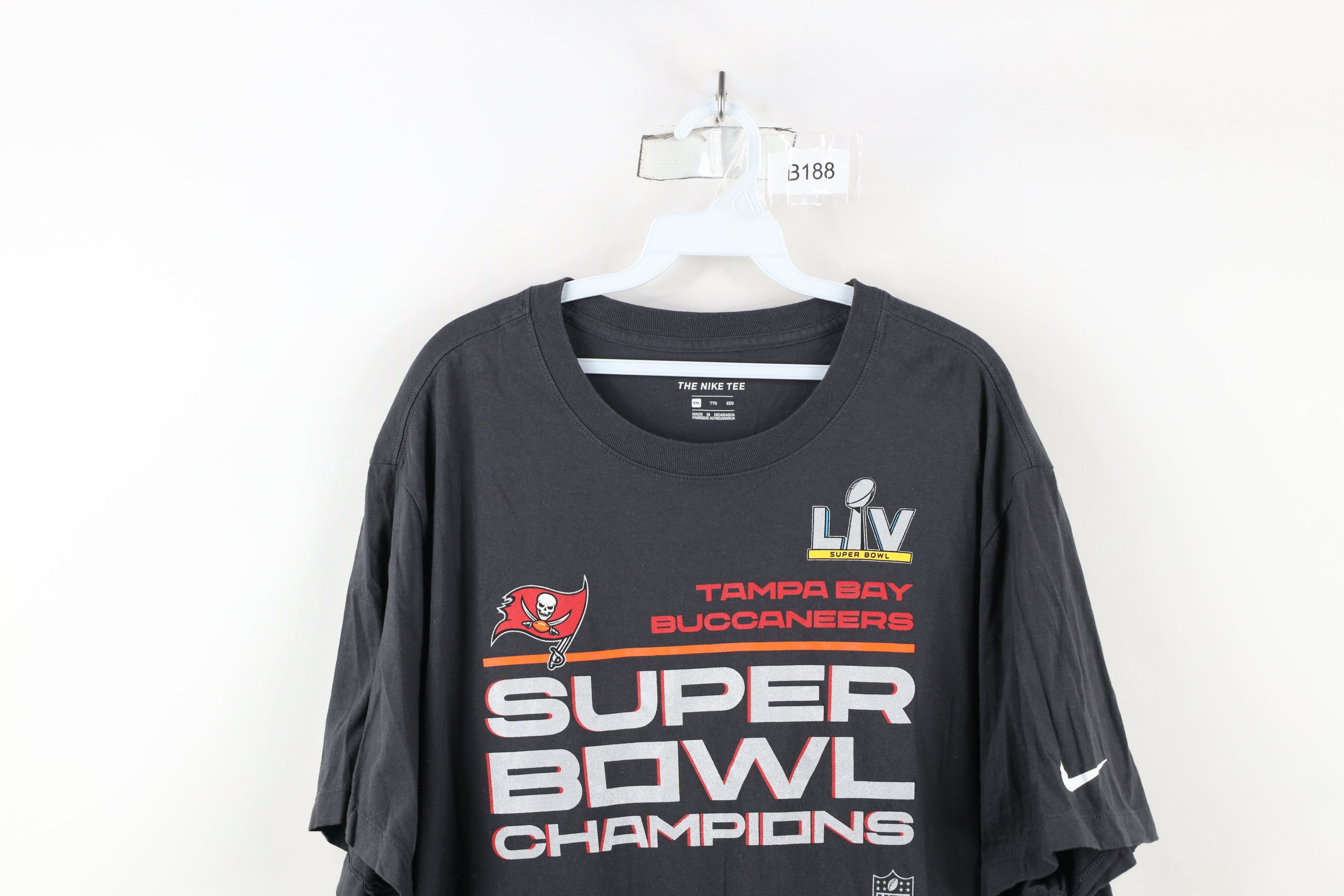 Nike × Vintage Nike LIV Champs Tampa Bay Buccaneers Short Sleeve T-Shirt Size US XXL / EU 58 / 5 - 2 Thumbnail