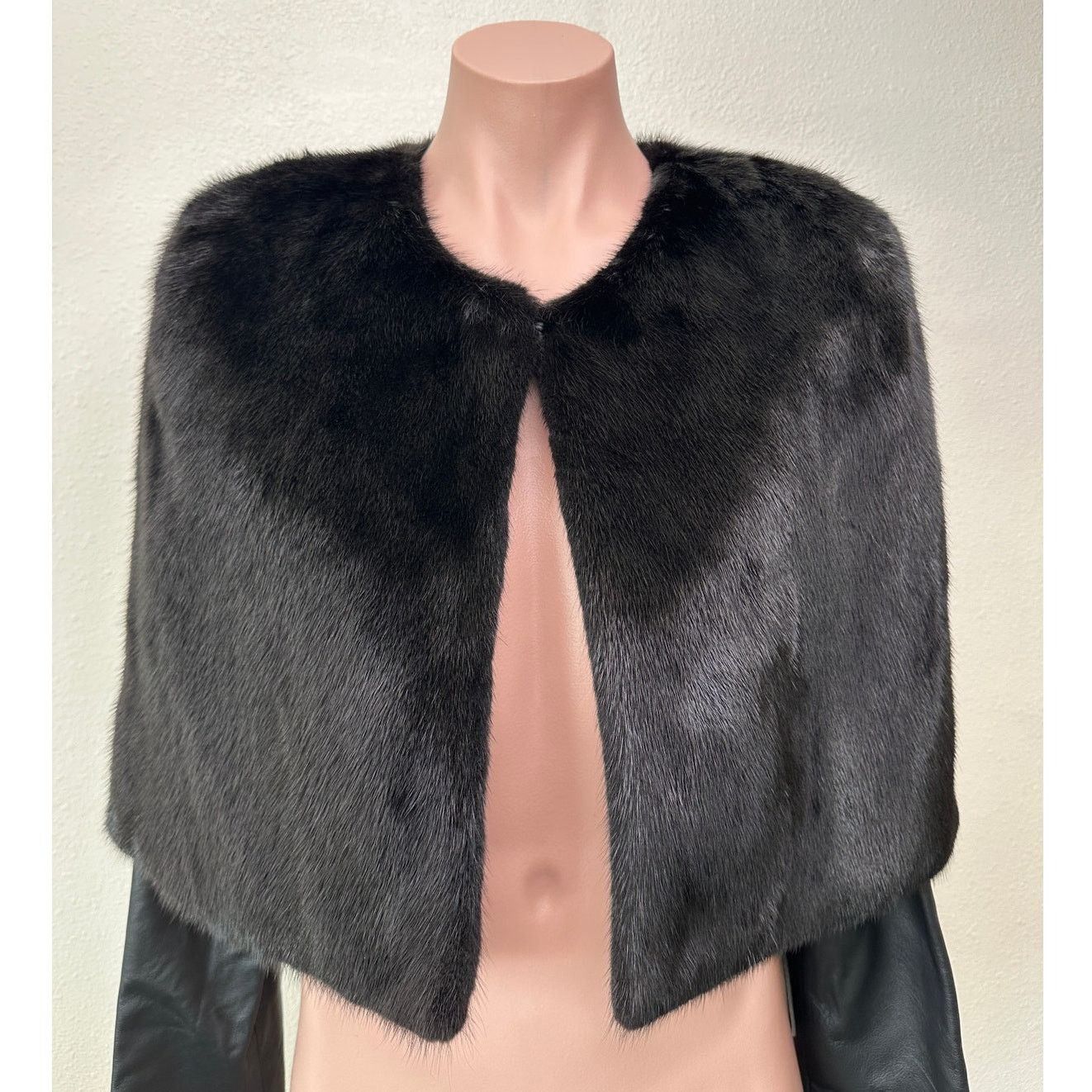 Philipp Plein NWT Philipp Plein “I Was Here” Fur Leather Jacket Black RARE Size M / US 6-8 / IT 42-44 - 3 Thumbnail