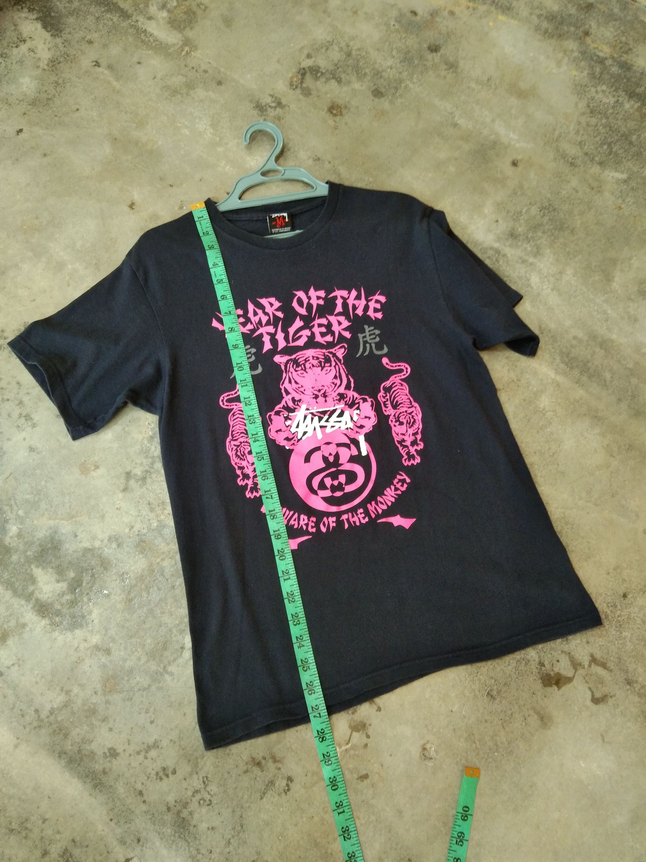 Stussy VINTAGE Y2K STUSSY YEAR OF TIGER T-SHIRT Size US M / EU 48-50 / 2 - 8 Thumbnail