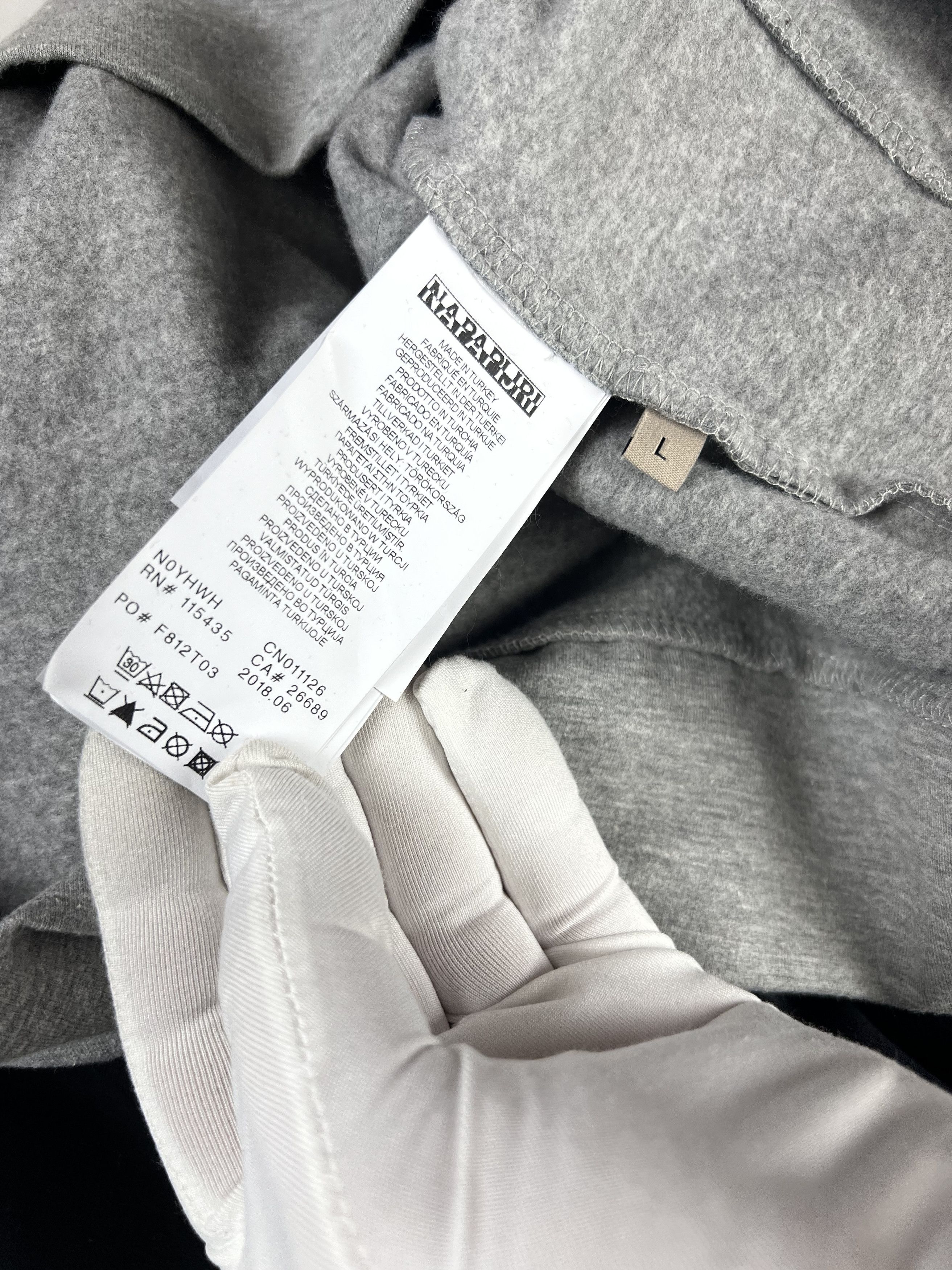 Napapijri Napapijri zip Sweatshirt L Size US L / EU 52-54 / 3 - 6 Thumbnail
