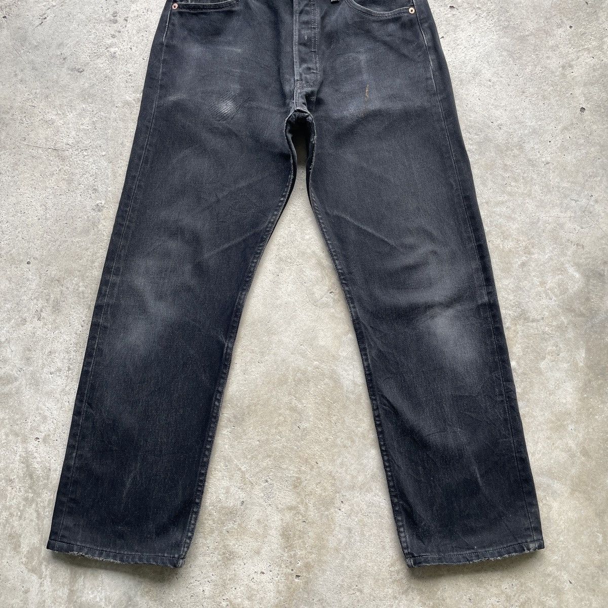 Levi's Vintage Clothing Vintage Levi’s 501 Black Faded Fly Button Denim Jeans Pants Size US 29 - 4 Thumbnail