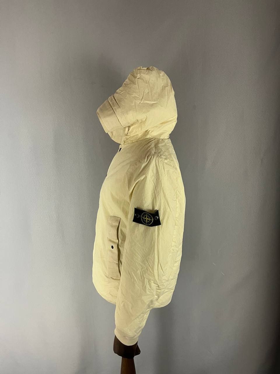 Stone Island Stone Island Jacket Milk Vintage Size US S / EU 44-46 / 1 - 6 Thumbnail