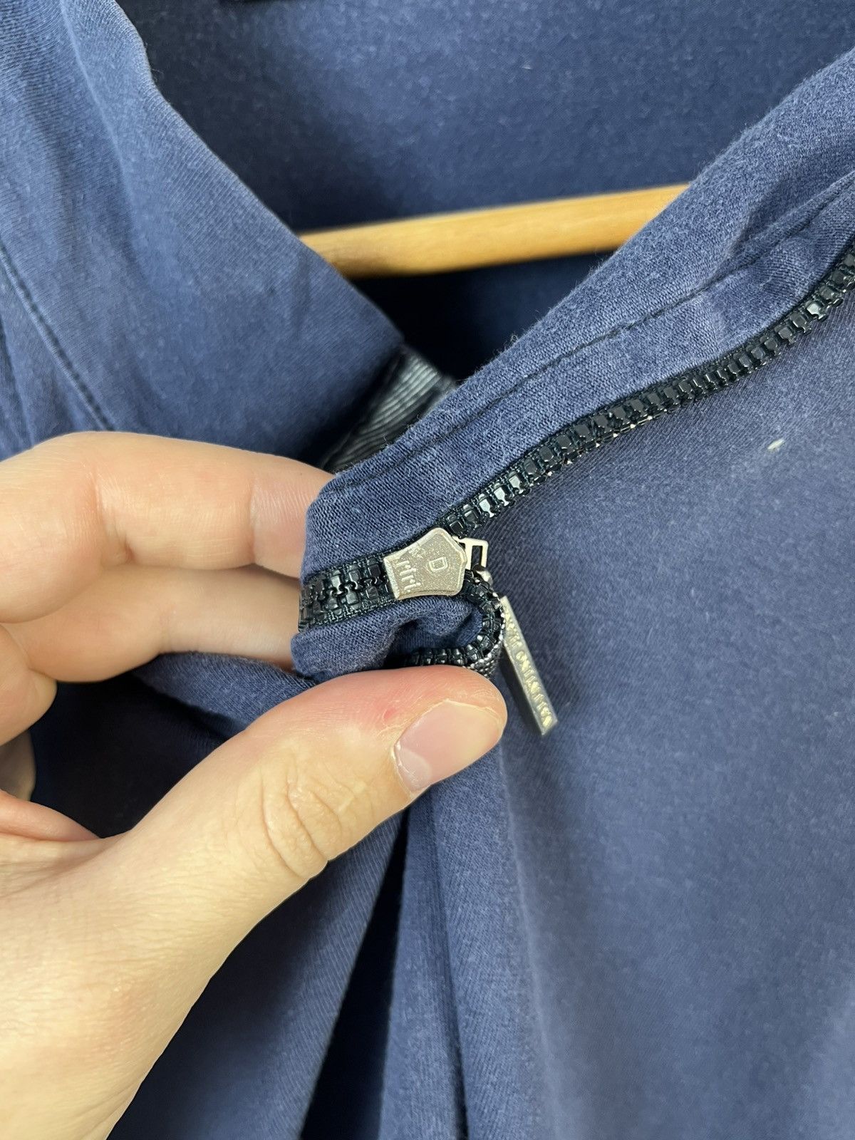 Valentino × Vintage Valentino Jeans Vintage Y2K Cotton 1/4 Zip Sweatshirt Italy Size US L / EU 52-54 / 3 - 12 Thumbnail
