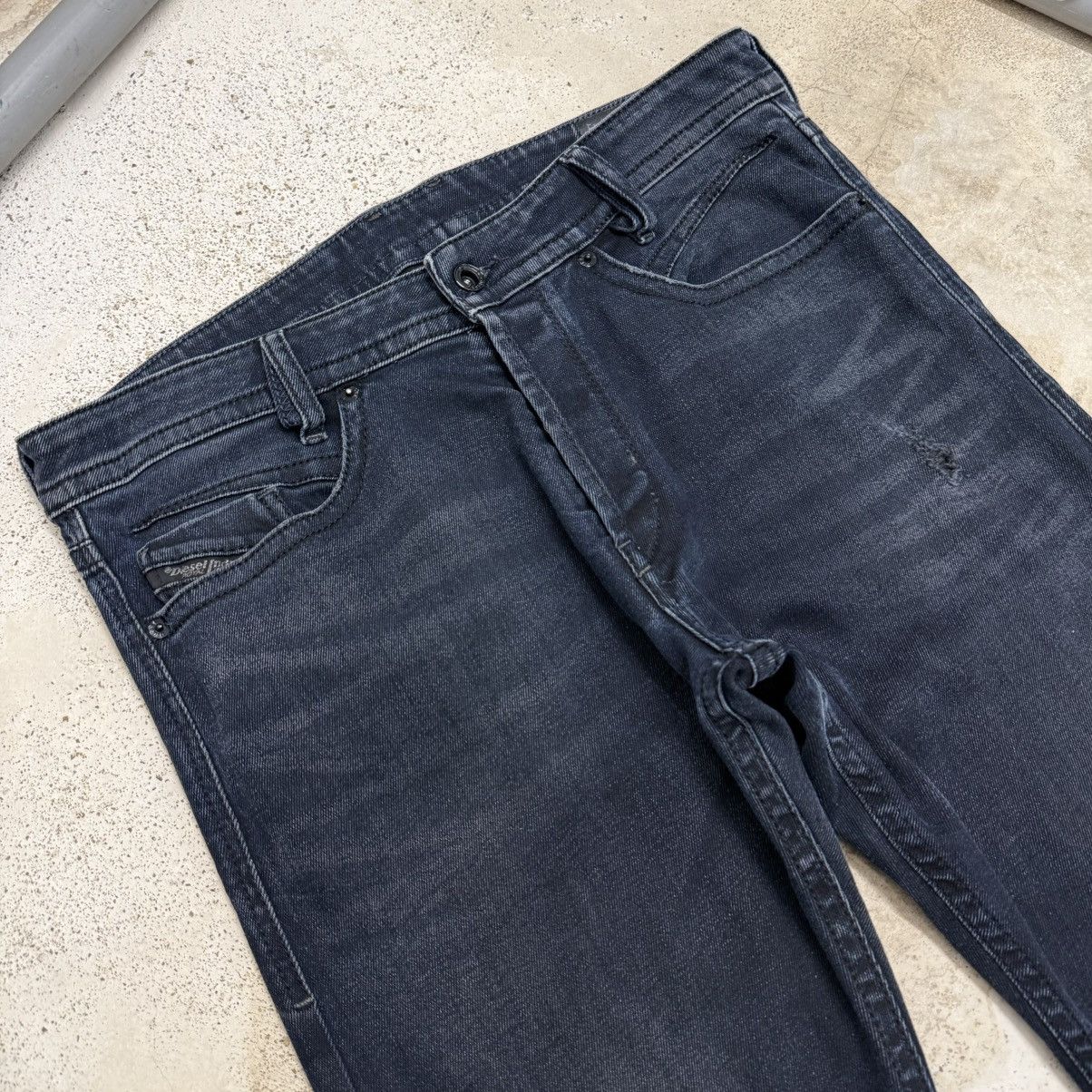 Diesel Diesel Akee Whisker Buttonfly Distressed Royal Indigo Denim Size US 34 / EU 50 - 8 Thumbnail