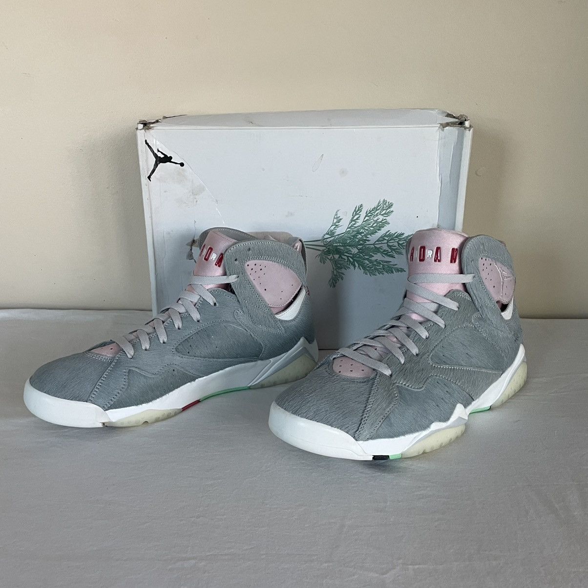 Jordan Brand × Nike Nike Air Jordan 7 Retro SE Neutral Grey Hare 2.0 Size 12 Size US 12 / EU 45 - 5 Thumbnail