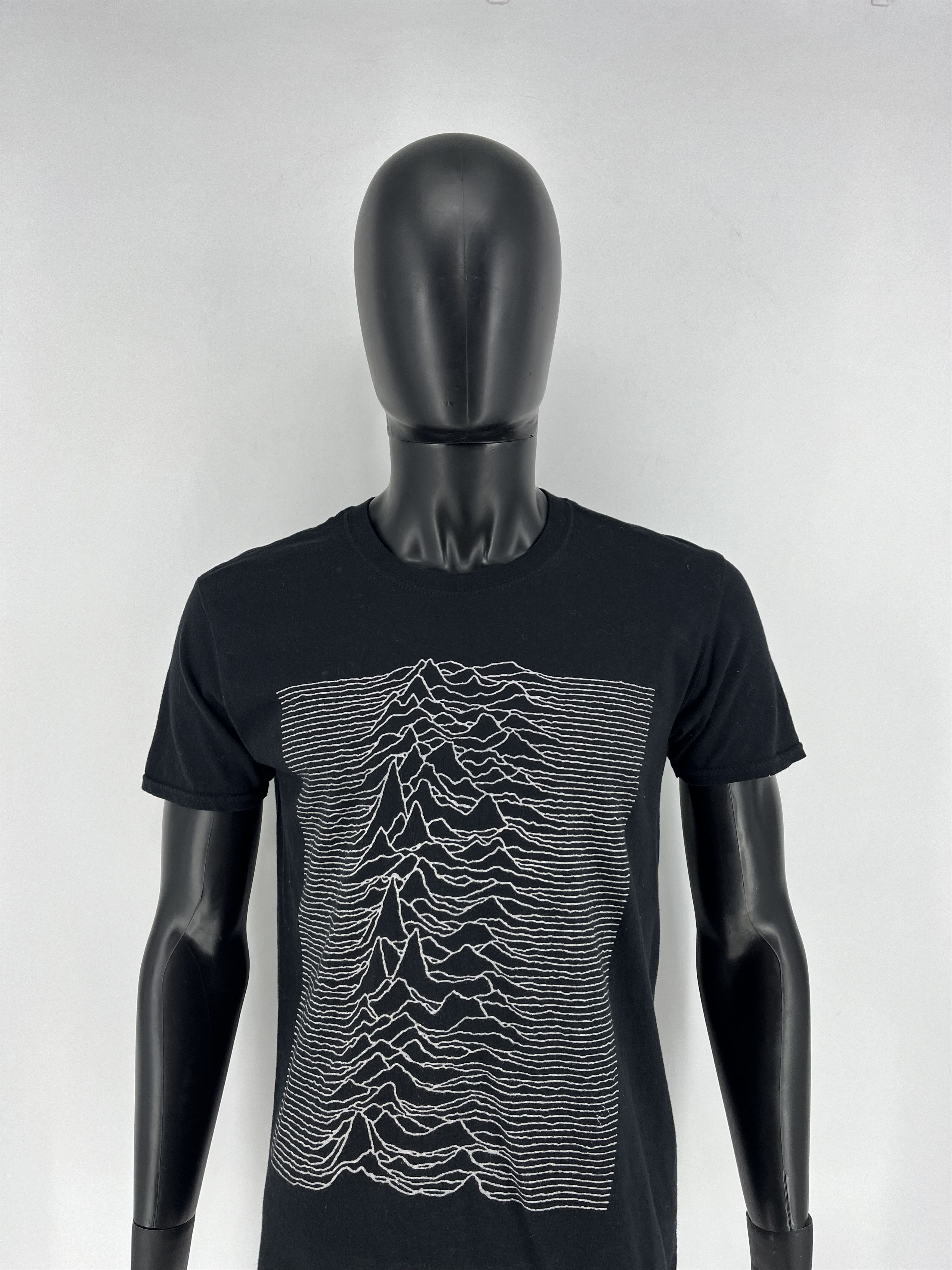 Band Tees × Joy Division Vintage Joy Divivsion T Shirt Band Rock Tee Y2K Size M Size US M / EU 48-50 / 2 - 1 Thumbnail
