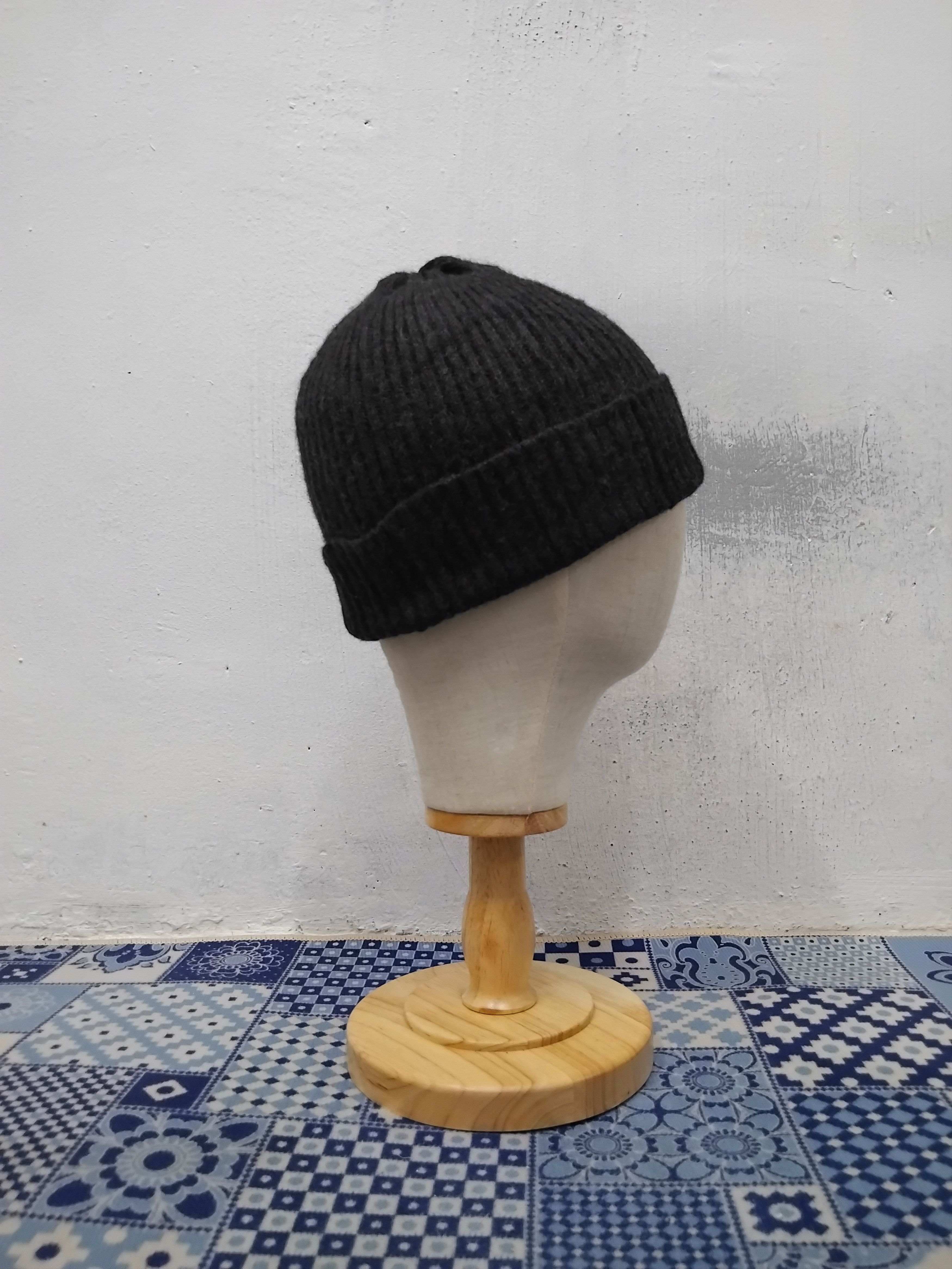Japanese Brand 💥Uniqlo dark grey Japanese brand beanie Size ONE SIZE - 5 Thumbnail
