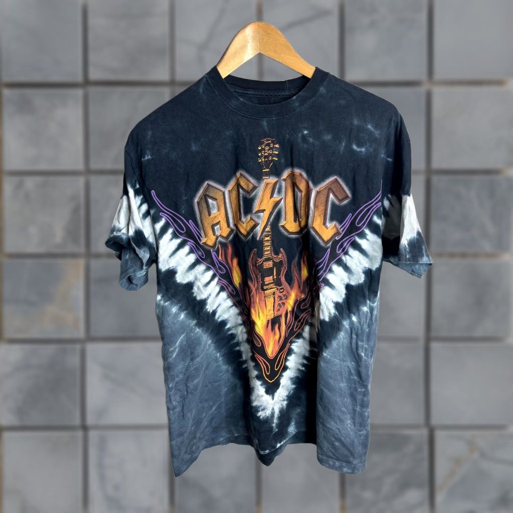 Liquid Blue Liquid Blue AC/DC Hell's Bells Shirt Mens L Tie Dye Flames Graphic Tee Rock Size US L / EU 52-54 / 3 - 1 Thumbnail