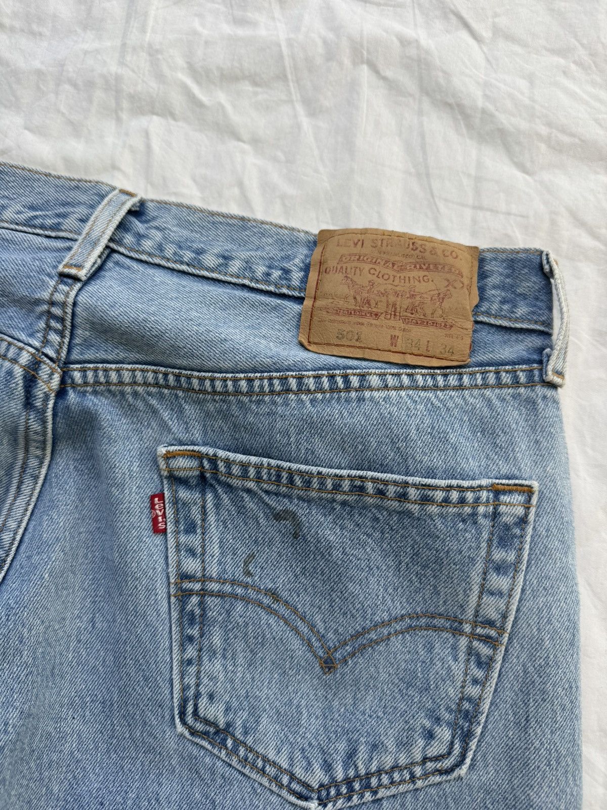 Levi's Vintage 90s Faded Acid Washed Levis 501 Jeans Perfect Wear Size US 34 / EU 50 - 5 Thumbnail