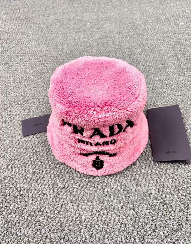 Prada Prada Size S Pink plush letter logo fisherman's hat Size ONE SIZE - 1 Thumbnail