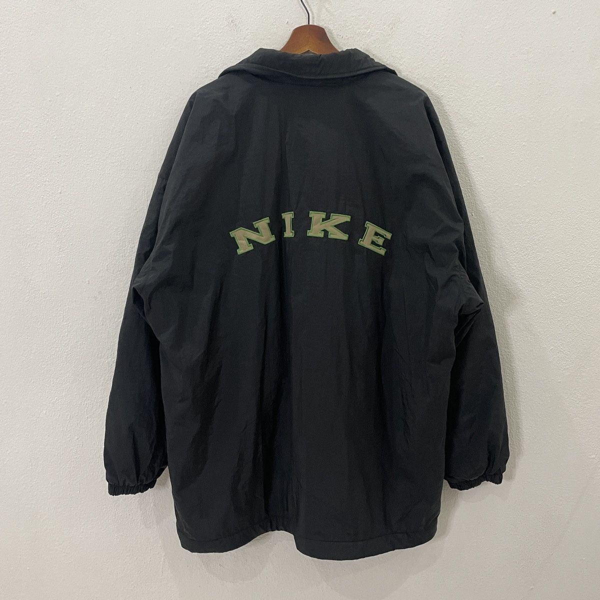 Nike Vintage 90s Nike Big Logo Jacket Size US XXL / EU 58 / 5 - 1 Thumbnail
