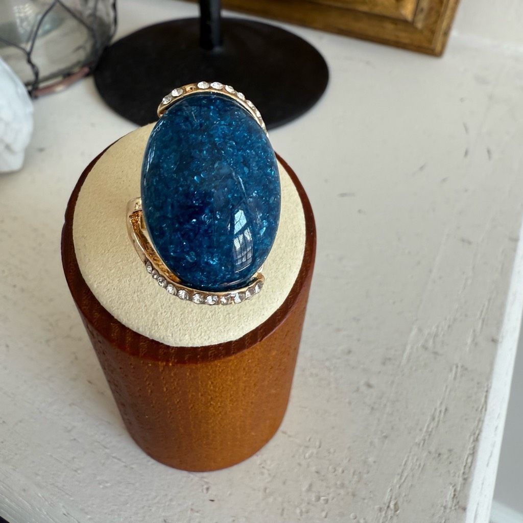 Other Unsigned Ring Large Blue Cabochon Gold Tone Rhinestone 7.5 8 Size ONE SIZE - 2 Thumbnail