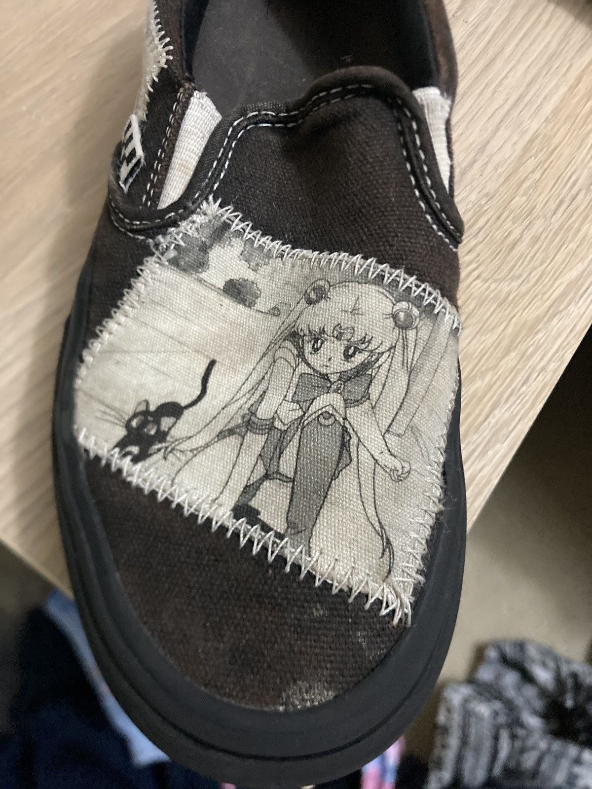 Vans Anime shoes Size US 4 / IT 34 - 2 Thumbnail