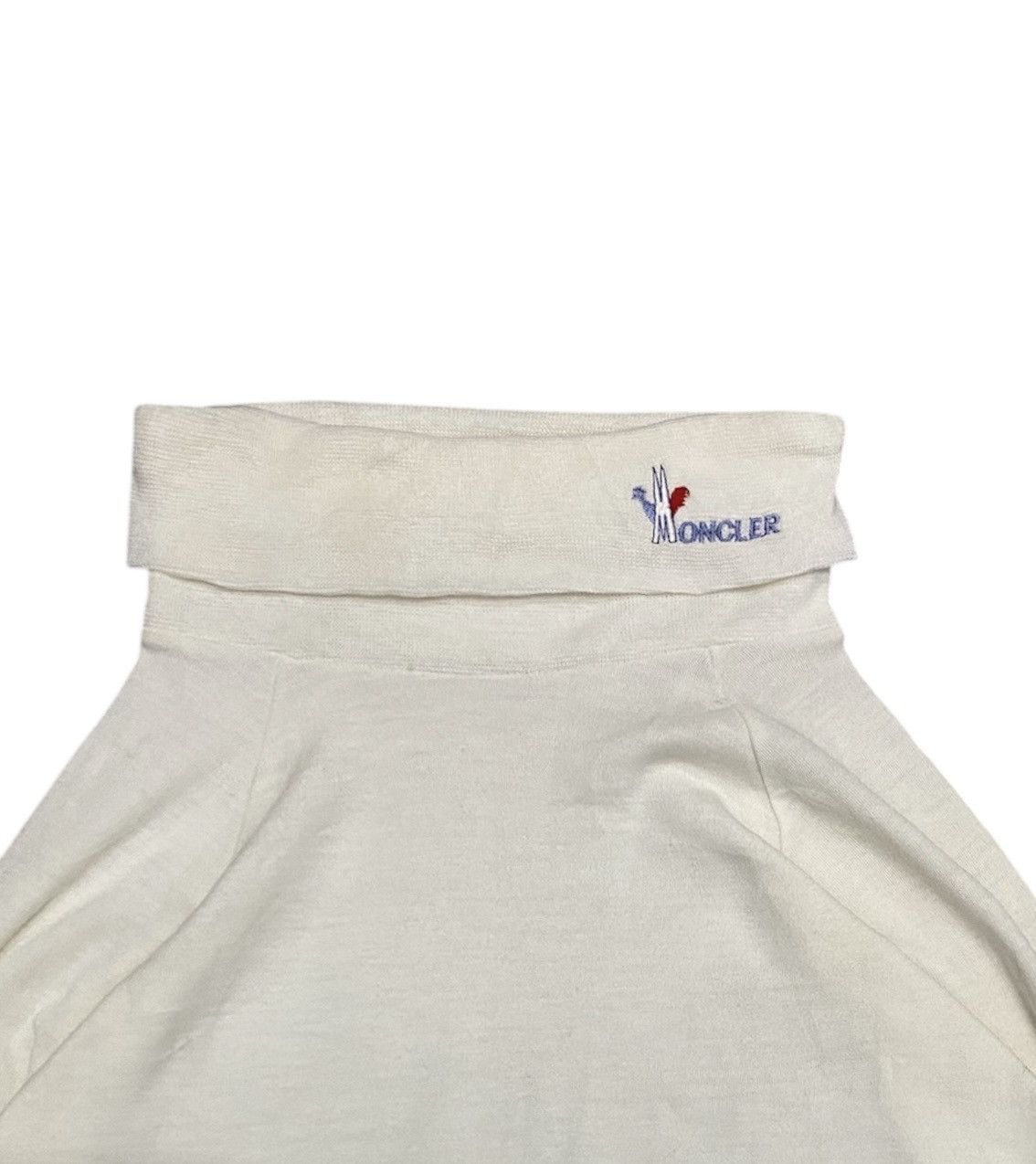 Moncler 1990s turtle neck embroidered logo Size M / US 6-8 / IT 42-44 - 1 Thumbnail