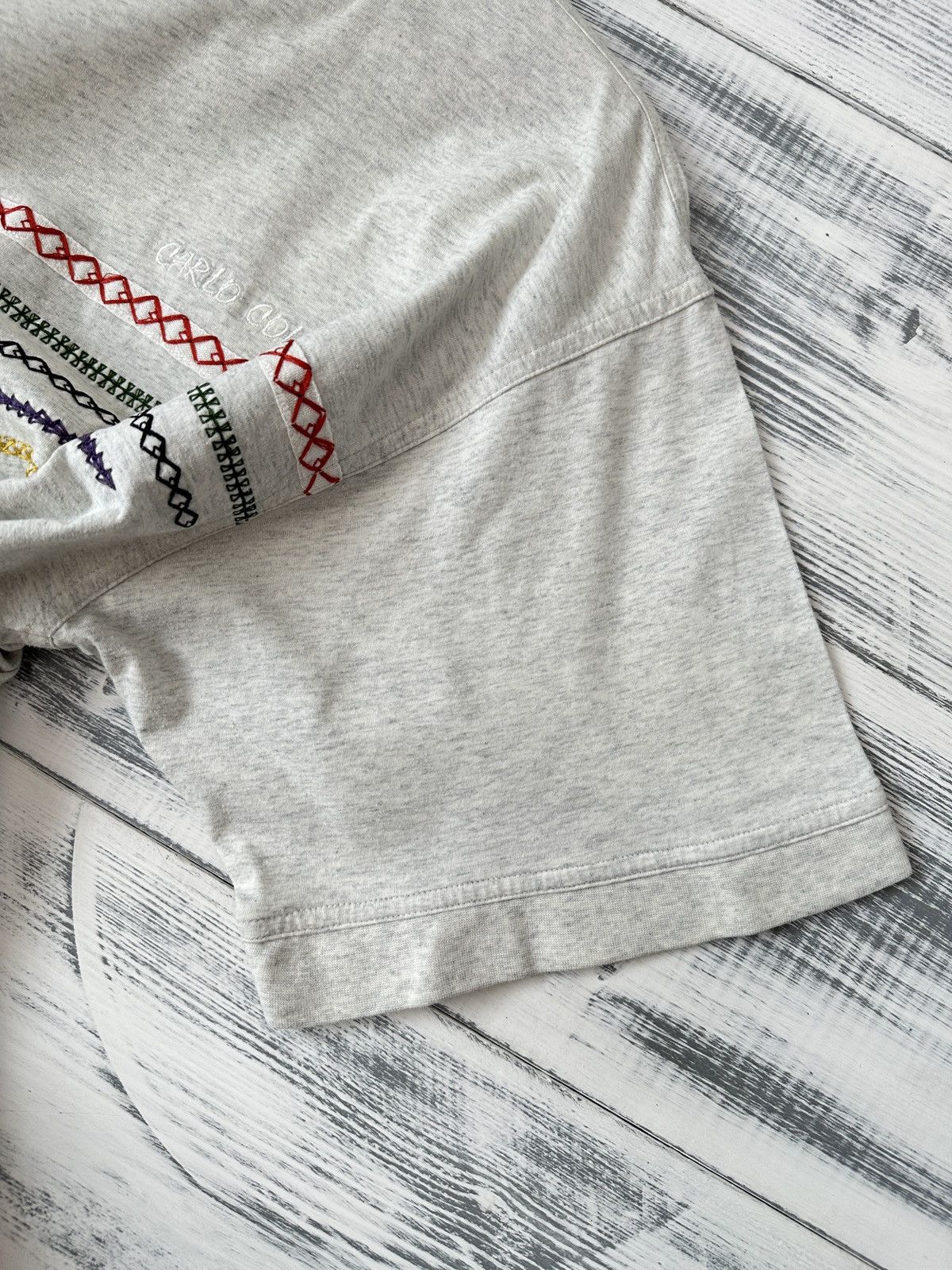Carlo Colucci × Vintage Vintage Carlo Colucci Multicoloured Embroidered Logo T Shirt Size US XL / EU 56 / 4 - 8 Thumbnail
