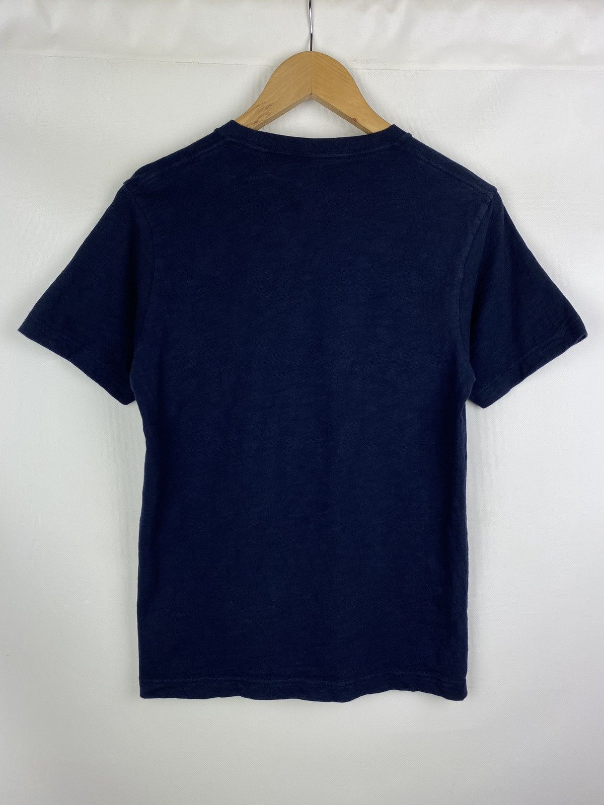 Uniqlo Uniqlo Hokusai Blue men’s short sleeve t shirt size Xs Size US XS / EU 42 / 0 - 10 Thumbnail