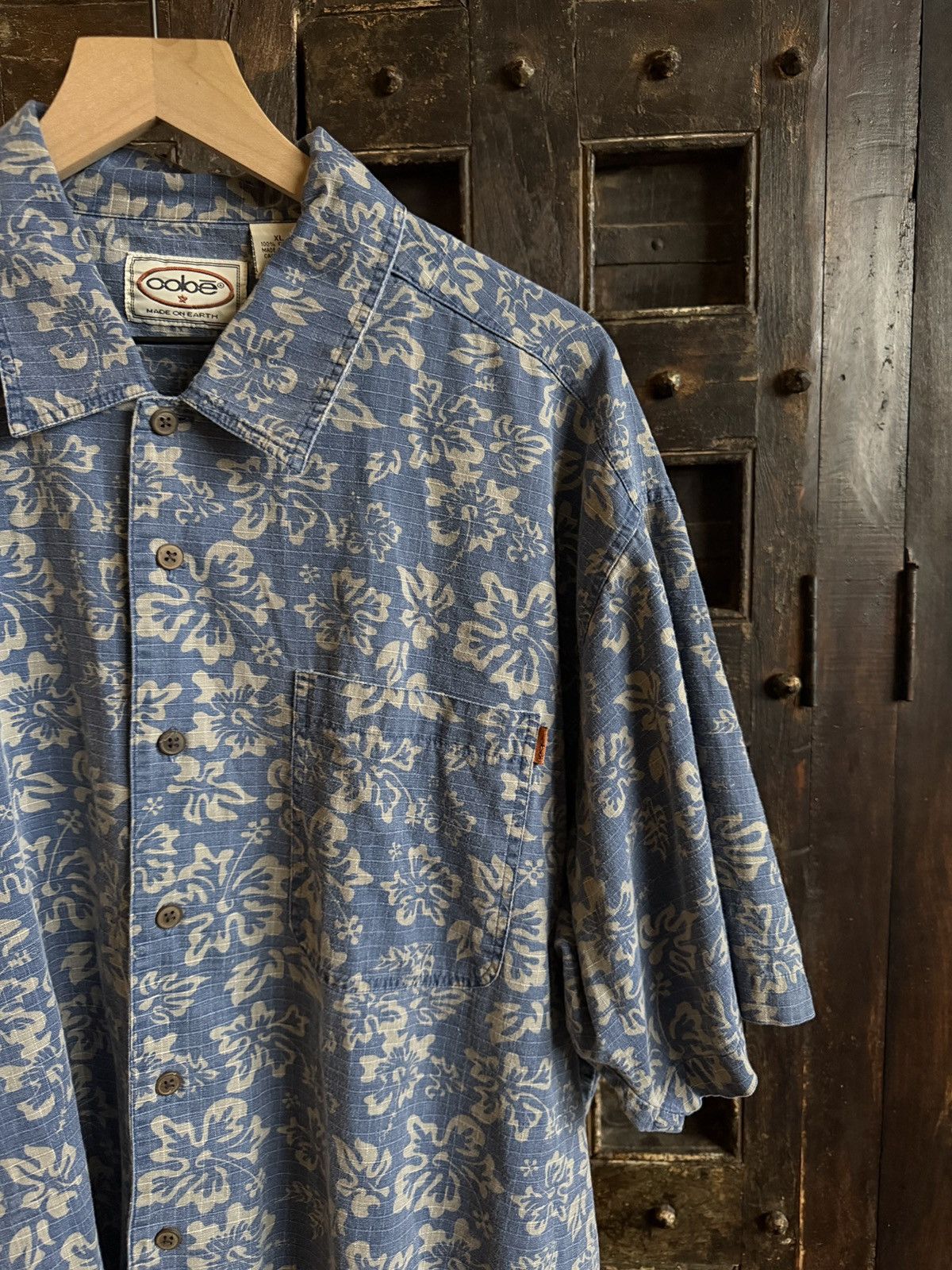 Other Vintage Oobe blue floral button up (XL) Size US XL / EU 56 / 4 - 5 Thumbnail