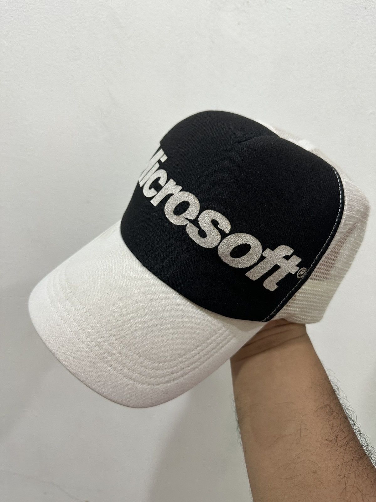 Apple VTG MICROSOFT 2007 Big Spell Out Trucker Hat Size ONE SIZE - 1 Thumbnail