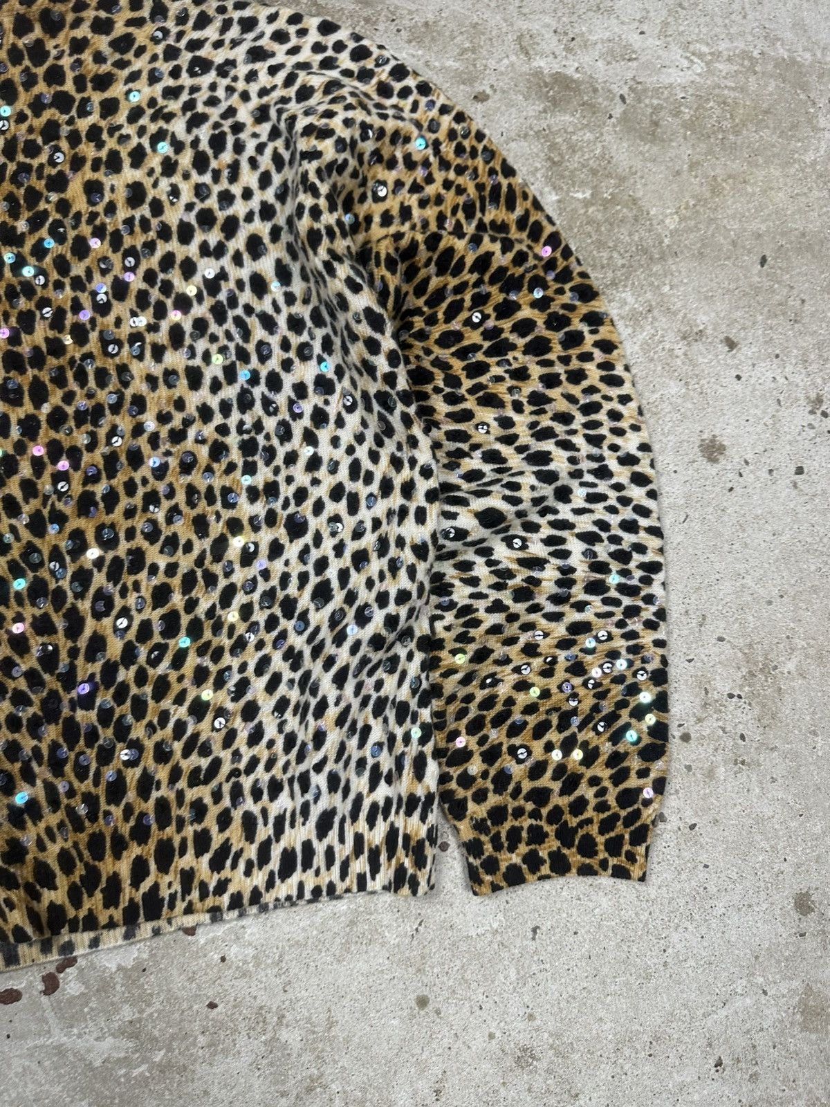 Dolce & Gabbana Vintage 90s Dolce & Gabbana Leopard Print Cashmere Sweater Size M / US 6-8 / IT 42-44 - 13 Thumbnail