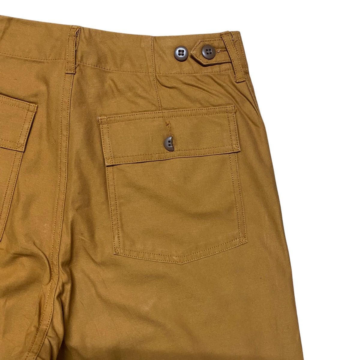 Japanese Brand COEN Mustard Sateen Fatigue Baggy Pants Size US 29 - 11 Thumbnail