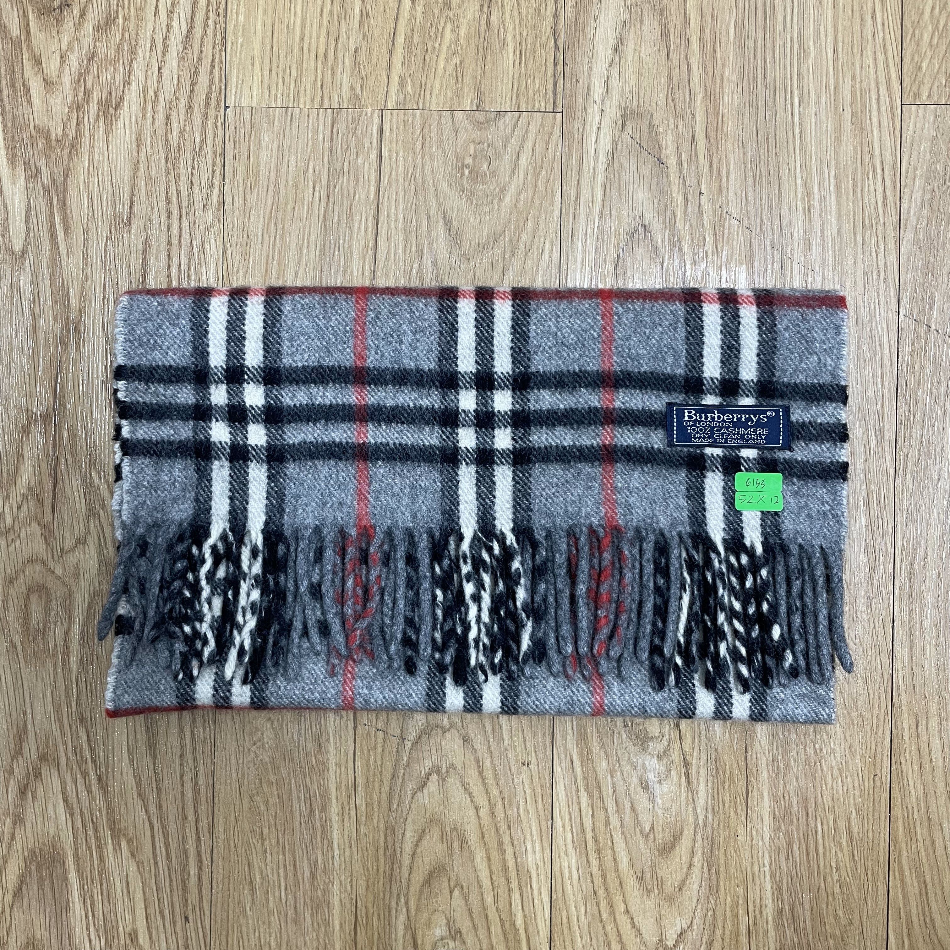 Burberry Burberrys Scarf / Muffler - 6153 Size ONE SIZE - 8 Thumbnail