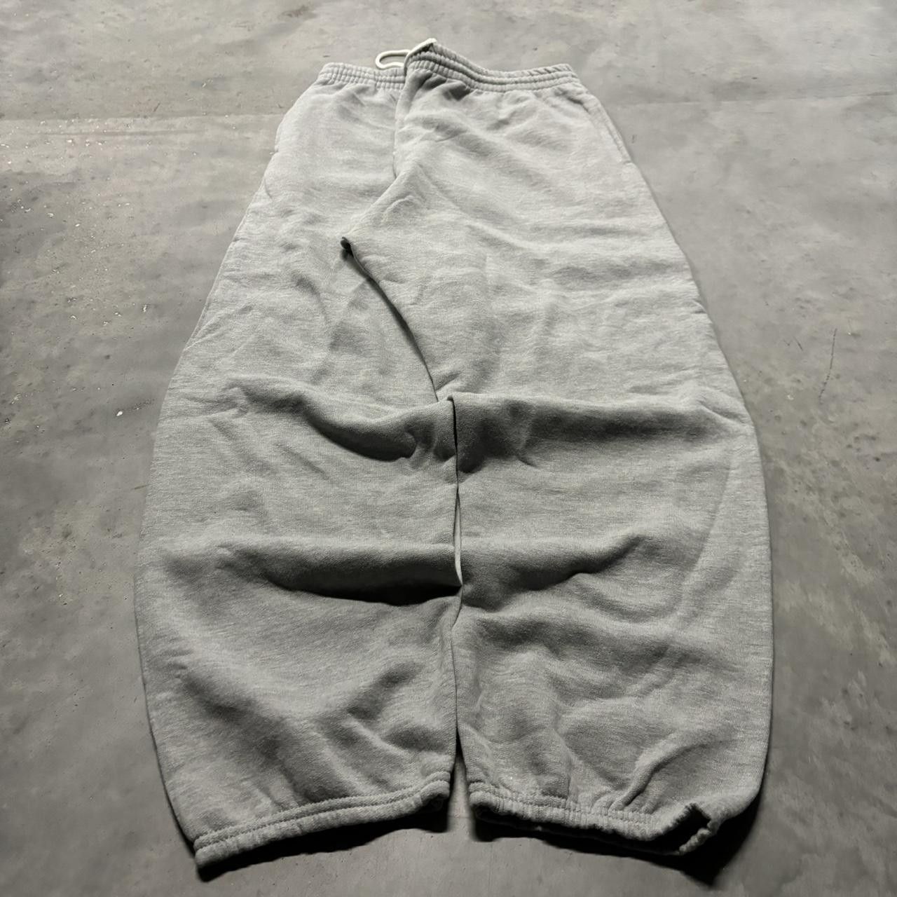 Japanese Brand × Vintage Crazy Vintage Y2K/2000s Baggy Light Grey Skater Essential Sweatpants! Size US 36 / EU 52 - 3 Thumbnail