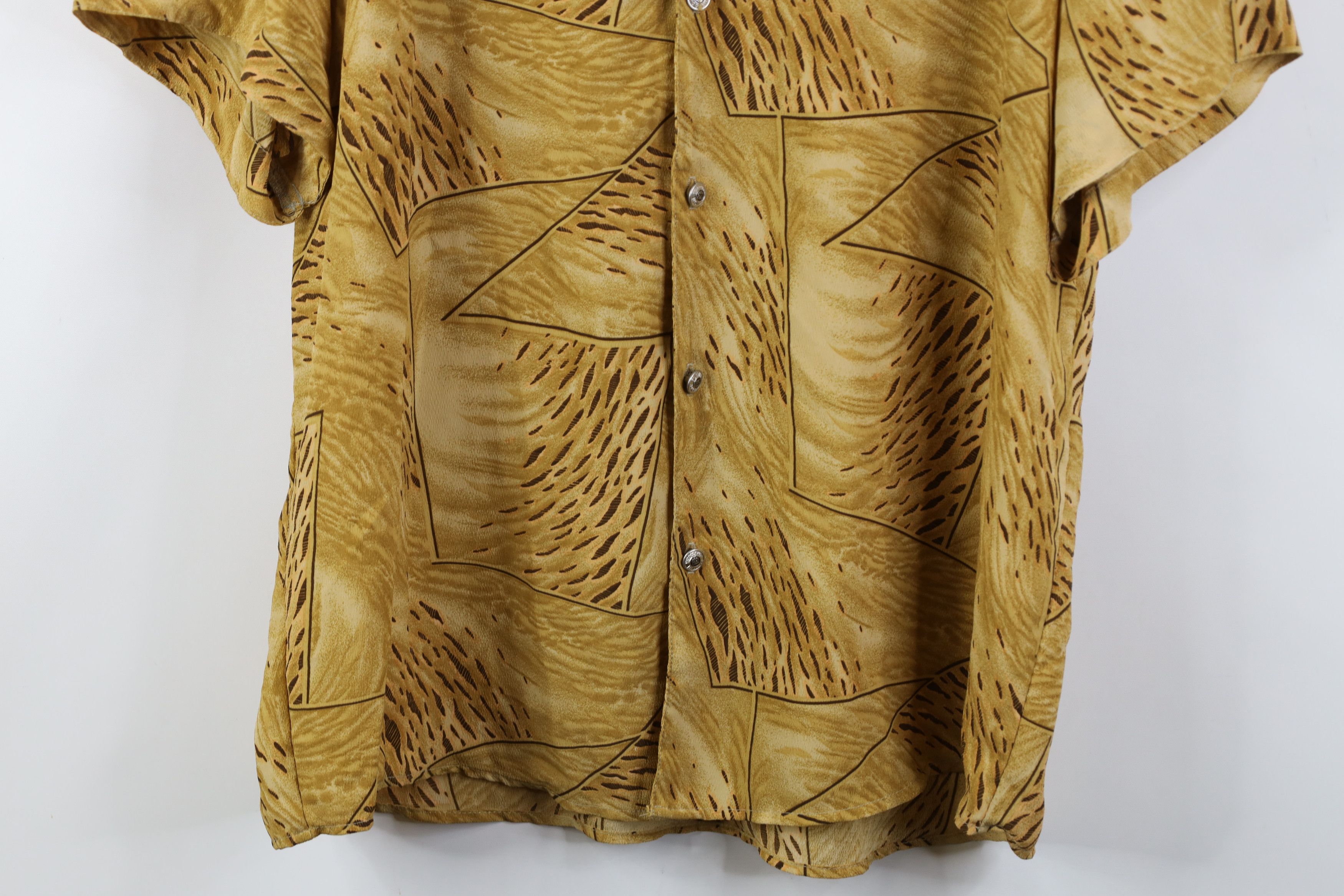 Vintage Vintage 90s Y2K Streetwear Leopard Button Shirt USA Size US M / EU 48-50 / 2 - 3 Thumbnail