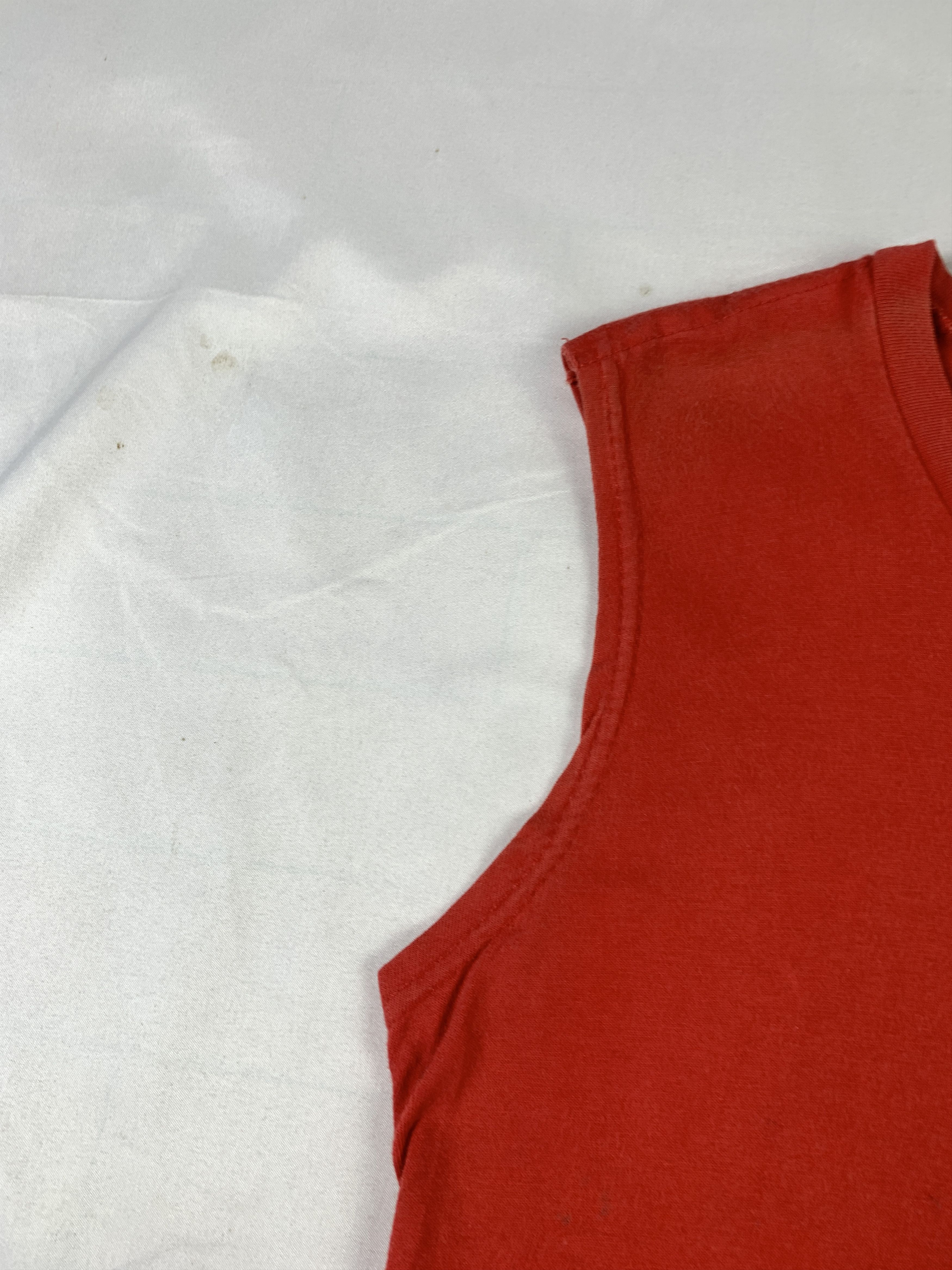 Japanese Brand 2000s Barbie Red Cute Sleeveless Tee (M) Size M / US 6-8 / IT 42-44 - 6 Thumbnail