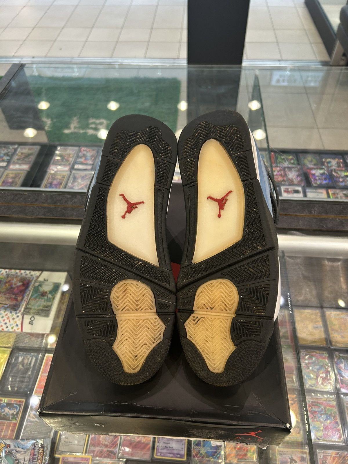 Jordan Brand × Travis Scott Jordan 4 travis scott Size US 11 / EU 44 - 9 Thumbnail