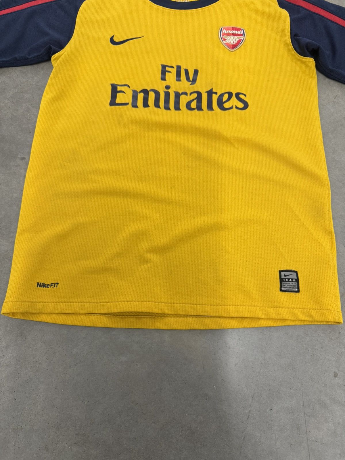 Nike Arsenal FC 2008 Away Soccer Jersey Nike Yellow UK Small Size US S / EU 44-46 / 1 - 7 Thumbnail