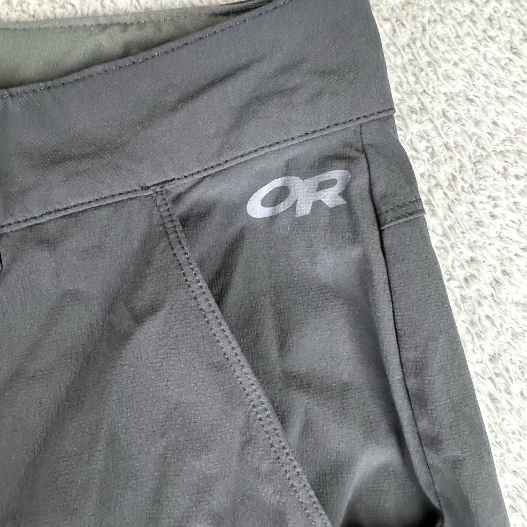Outdoor Research Pants Mens 38x19 Ferrosi Stretch Hiking Cargo 3/4 Capri Black Straight Flat Front Nylon Pockets in Blue, Men's — image 3 of 6