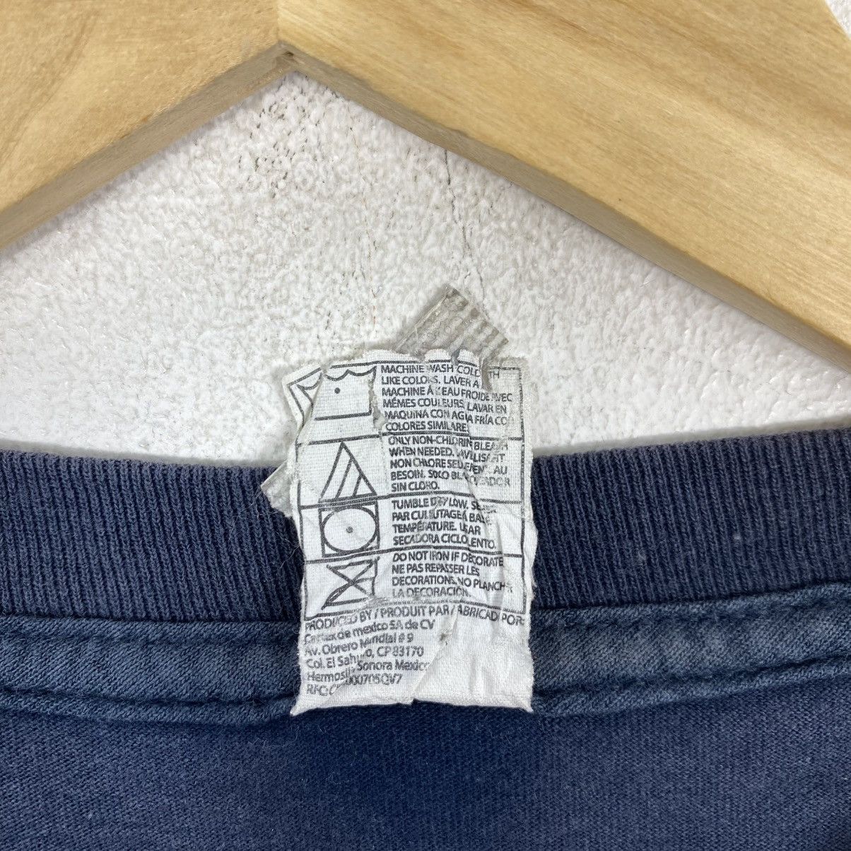 Vintage Vintage Alstyle Honu Hawaii Turtle Tee L Navy Y2K Surf Fade Size US L / EU 52-54 / 3 - 8 Thumbnail