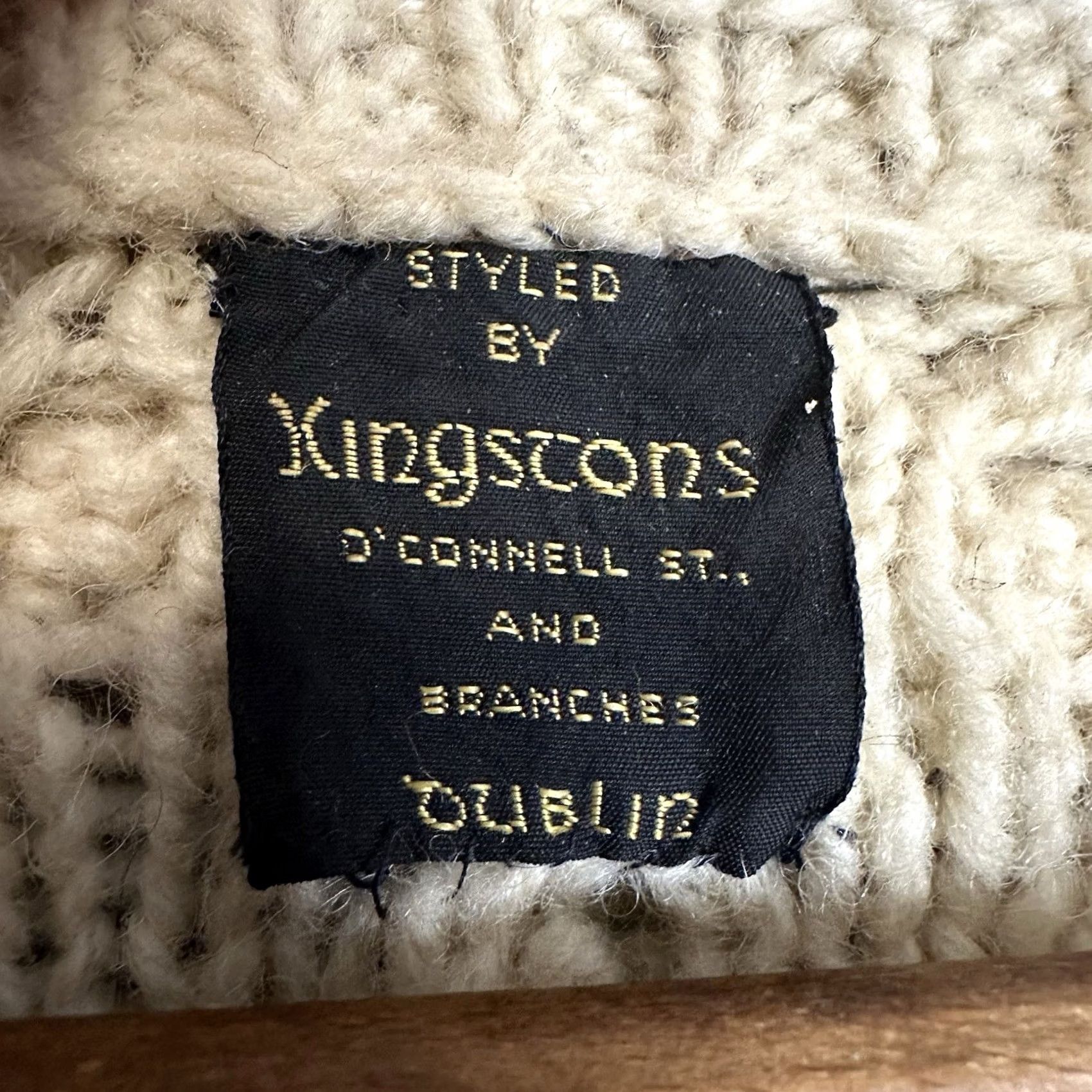 Vintage VINTAGE Kingstons O’Connell & Branches Dublin Fisherman Sweater Ivory Wool XL Mens 80s Outdoor Size US XL / EU 56 / 4 - 4 Thumbnail