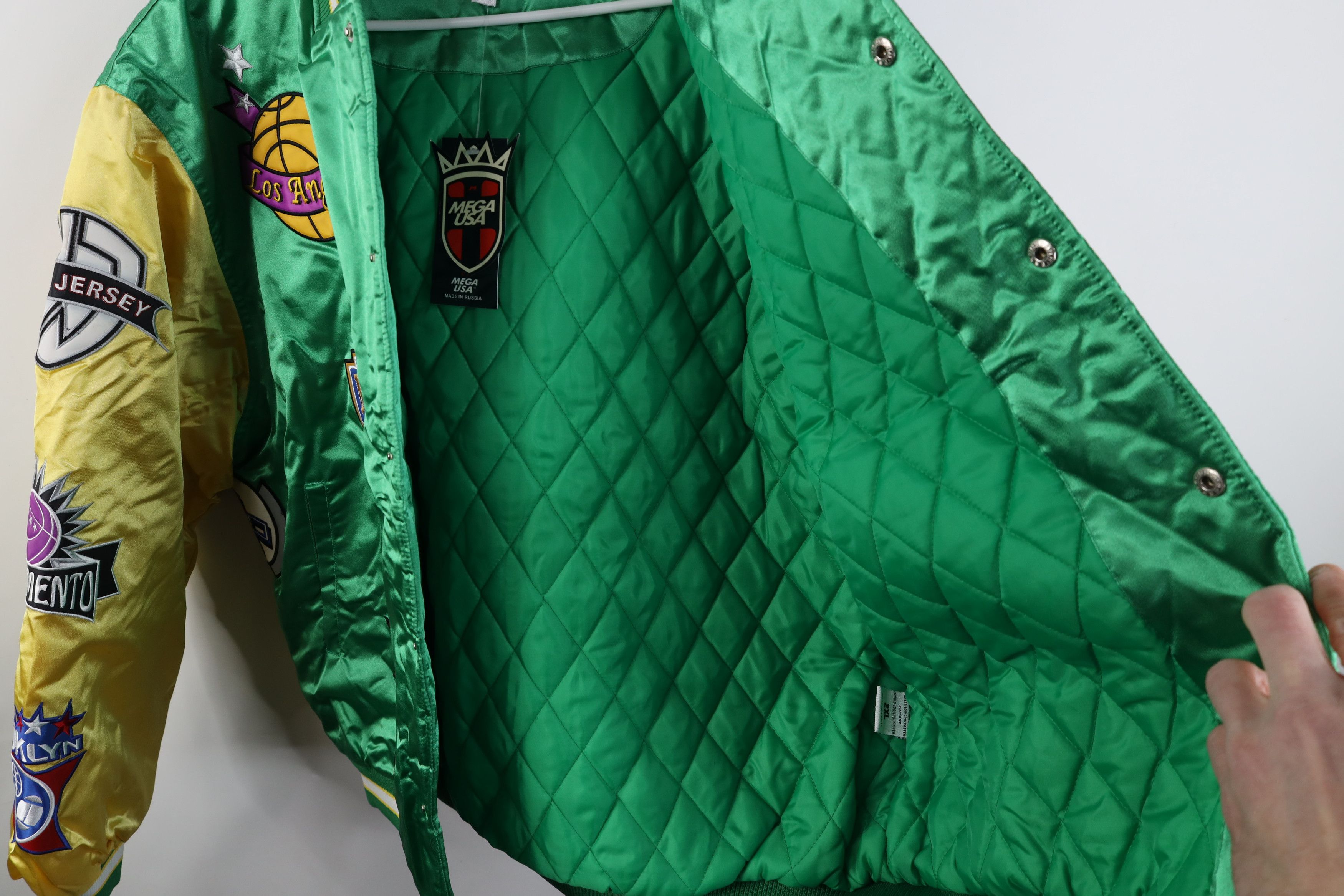 Vintage Deadstock Vintage 90s Y2K Basketball Satin Bomber Jacket Size US XXL / EU 58 / 5 - 9 Thumbnail