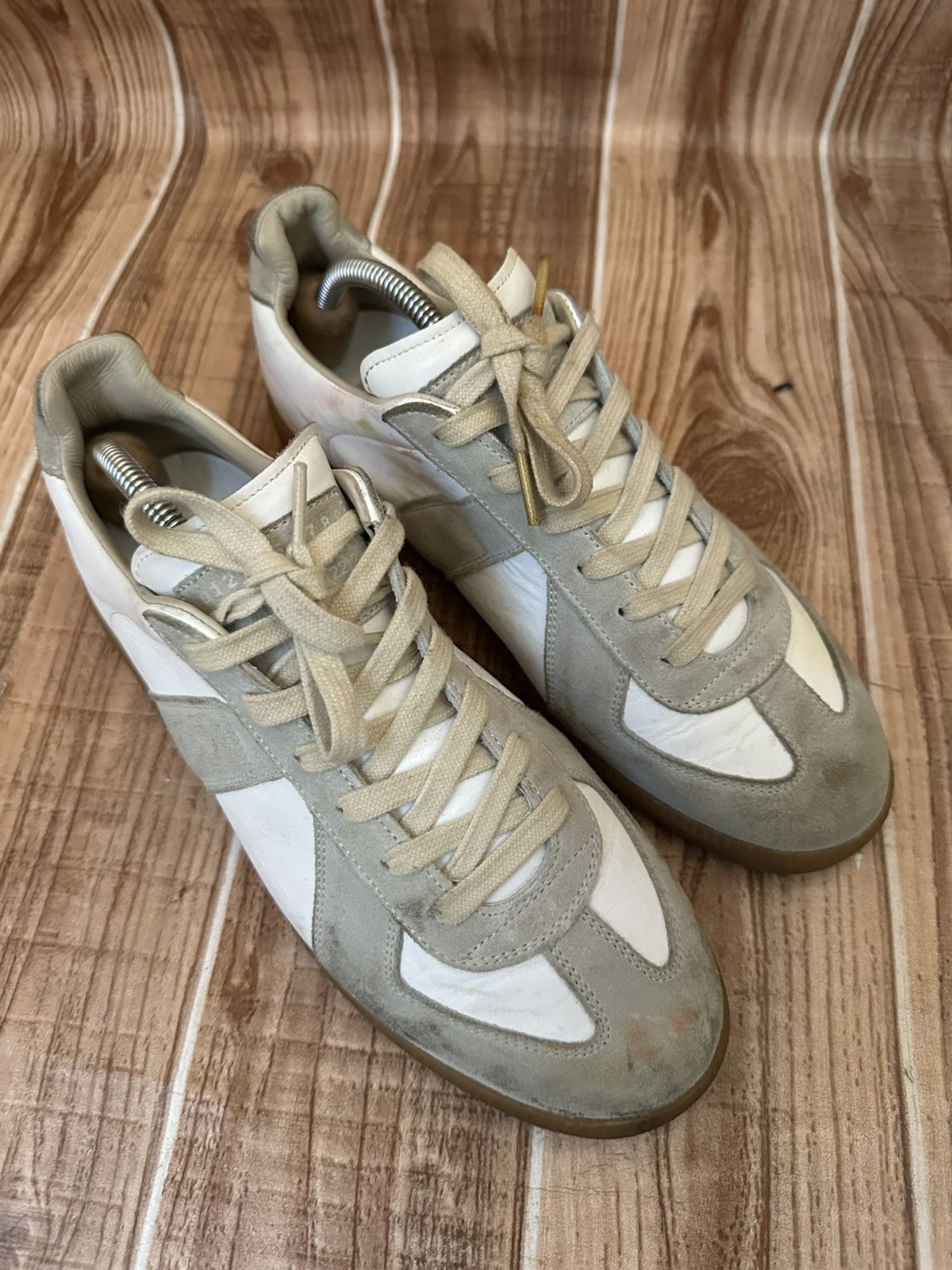Maison Margiela Maison Margiela REPLICA GAT Gray/White Lowtop Sneaks Size US 8 / EU 41 - 5 Thumbnail