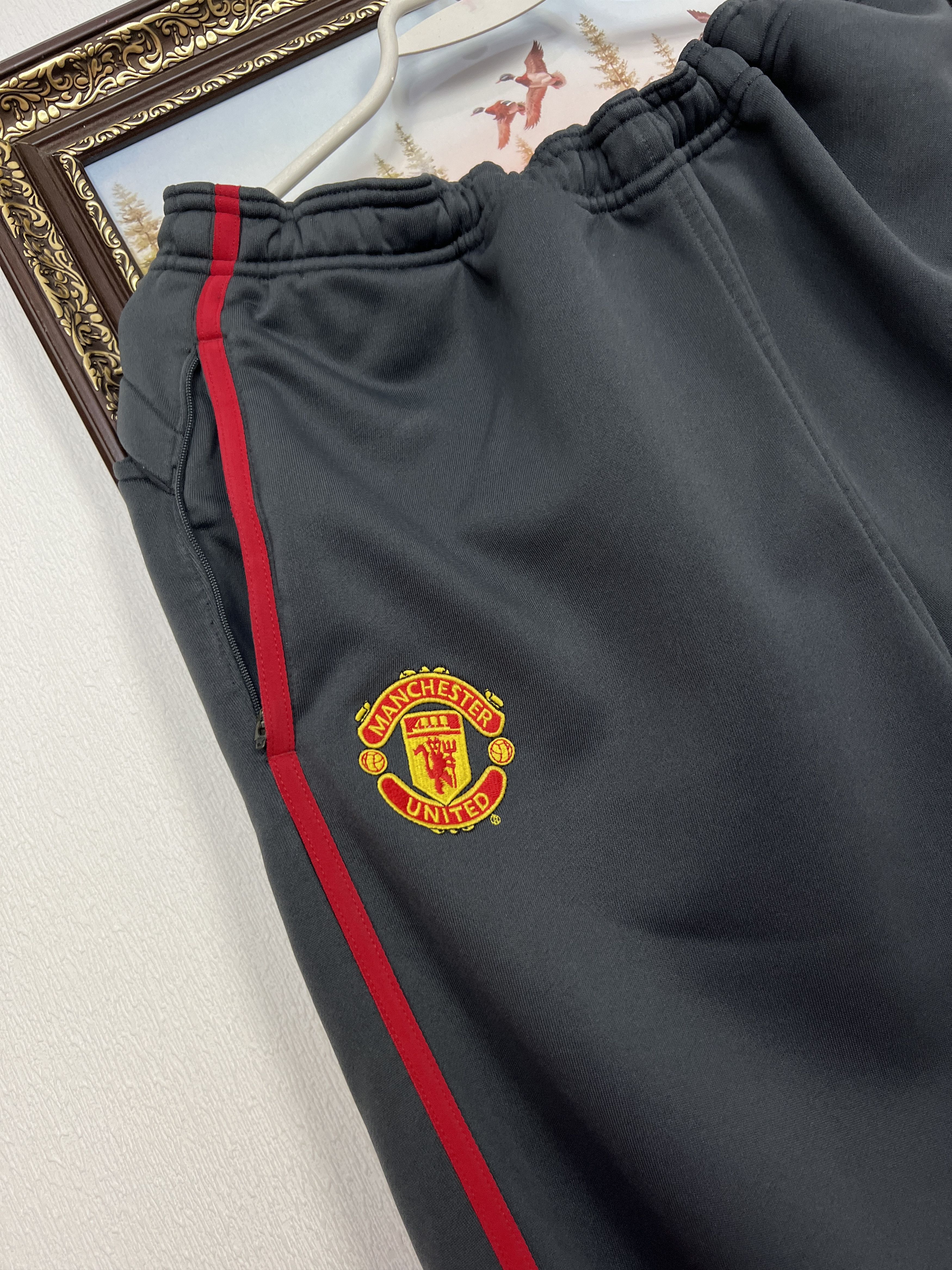 Nike Manchester United Football Pants Soccer Athletic Sweatpants Size US 36 / EU 52 - 4 Thumbnail