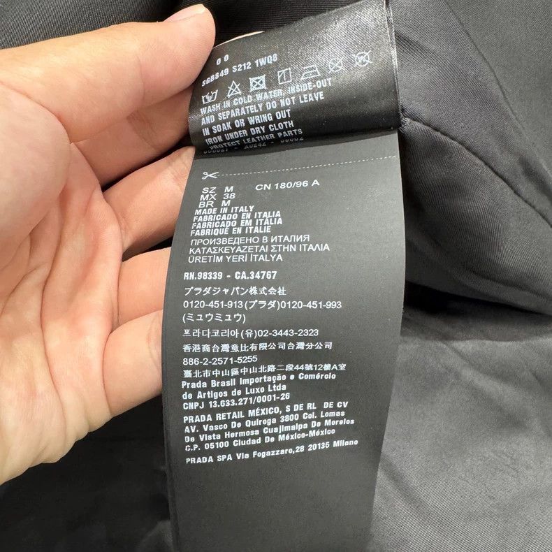 Prada Prada Black nylon coat 2505-Nextarrow Size US M / EU 48-50 / 2 - 5 Thumbnail