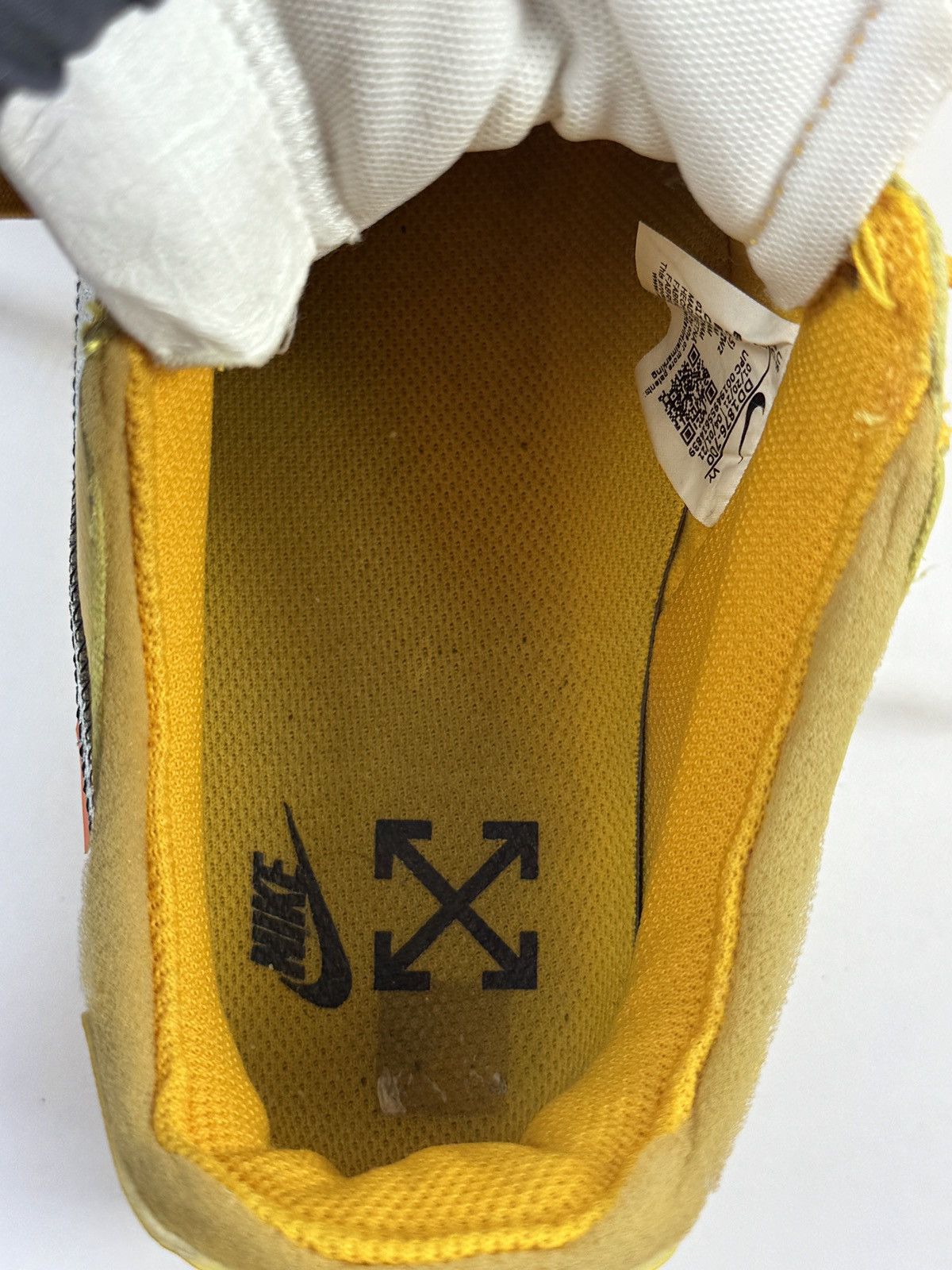 Nike NIKE AIR FORCE 1 x OFF-WHITE ICA UNIVERSITY SNEAKERS Size US 10 / EU 43 - 11 Thumbnail