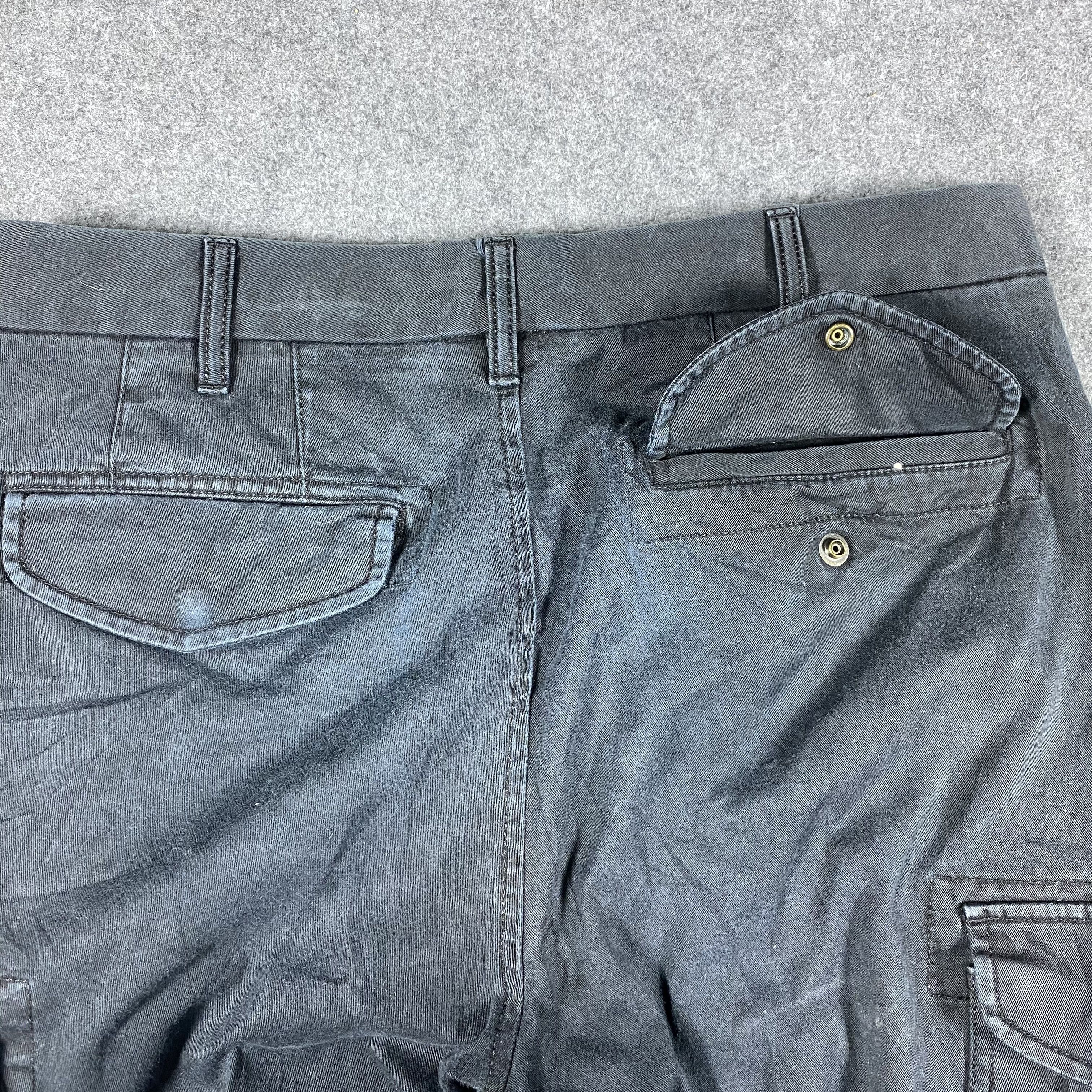 Uniqlo Japanese Brand Uniqlo Multipocket Tactical Cargo Pants Size US 31 - 8 Thumbnail
