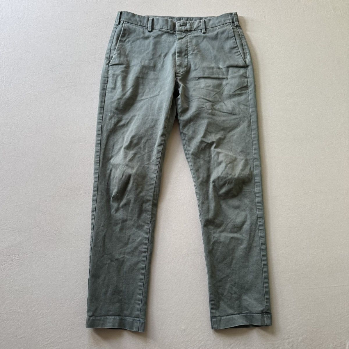 Uniqlo Uniqlo Slim Fit Chino Pants Size US 30 / EU 46 - 1 Thumbnail
