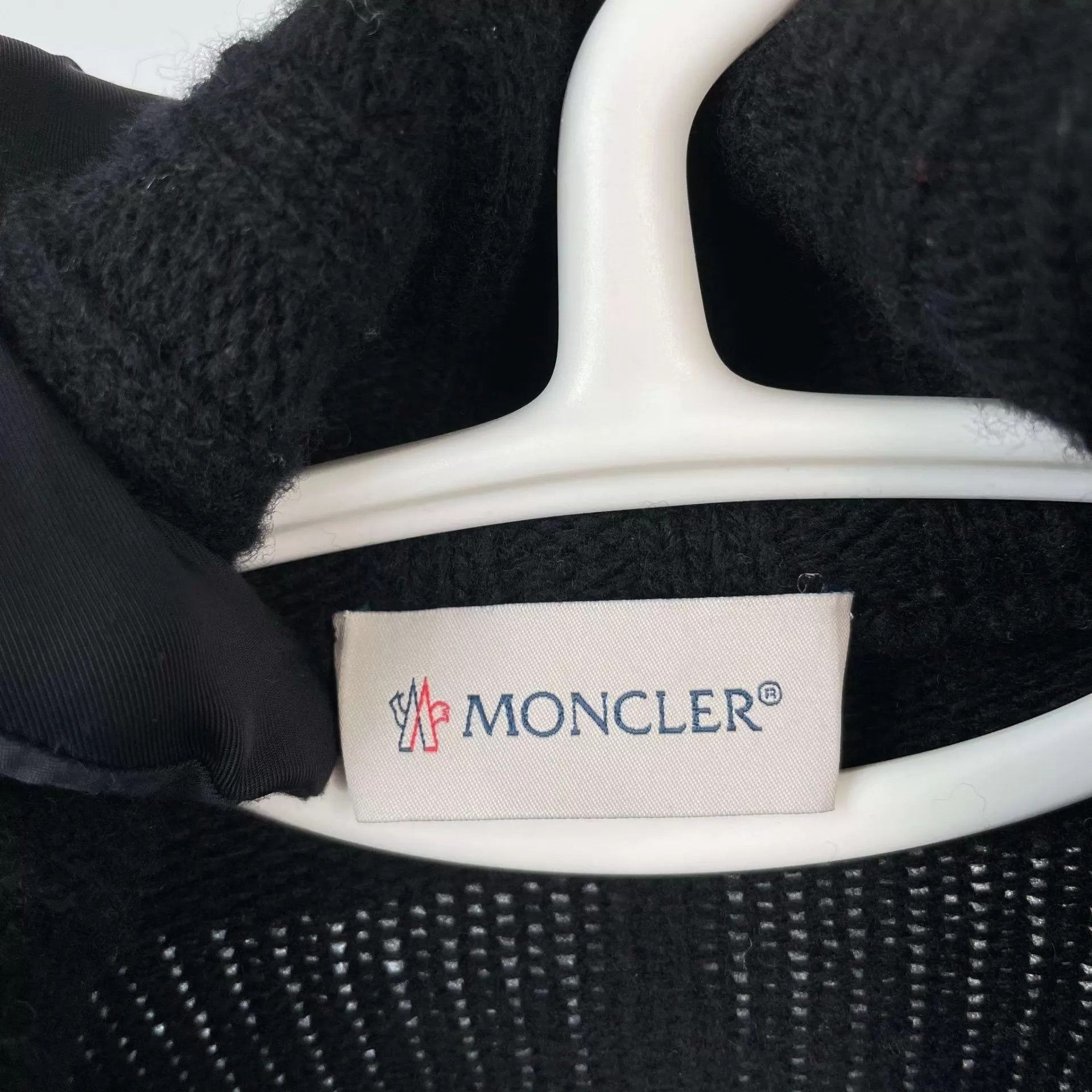 Moncler Moncler color blocked puffer jacket L Size L / US 10 / IT 46 - 5 Thumbnail