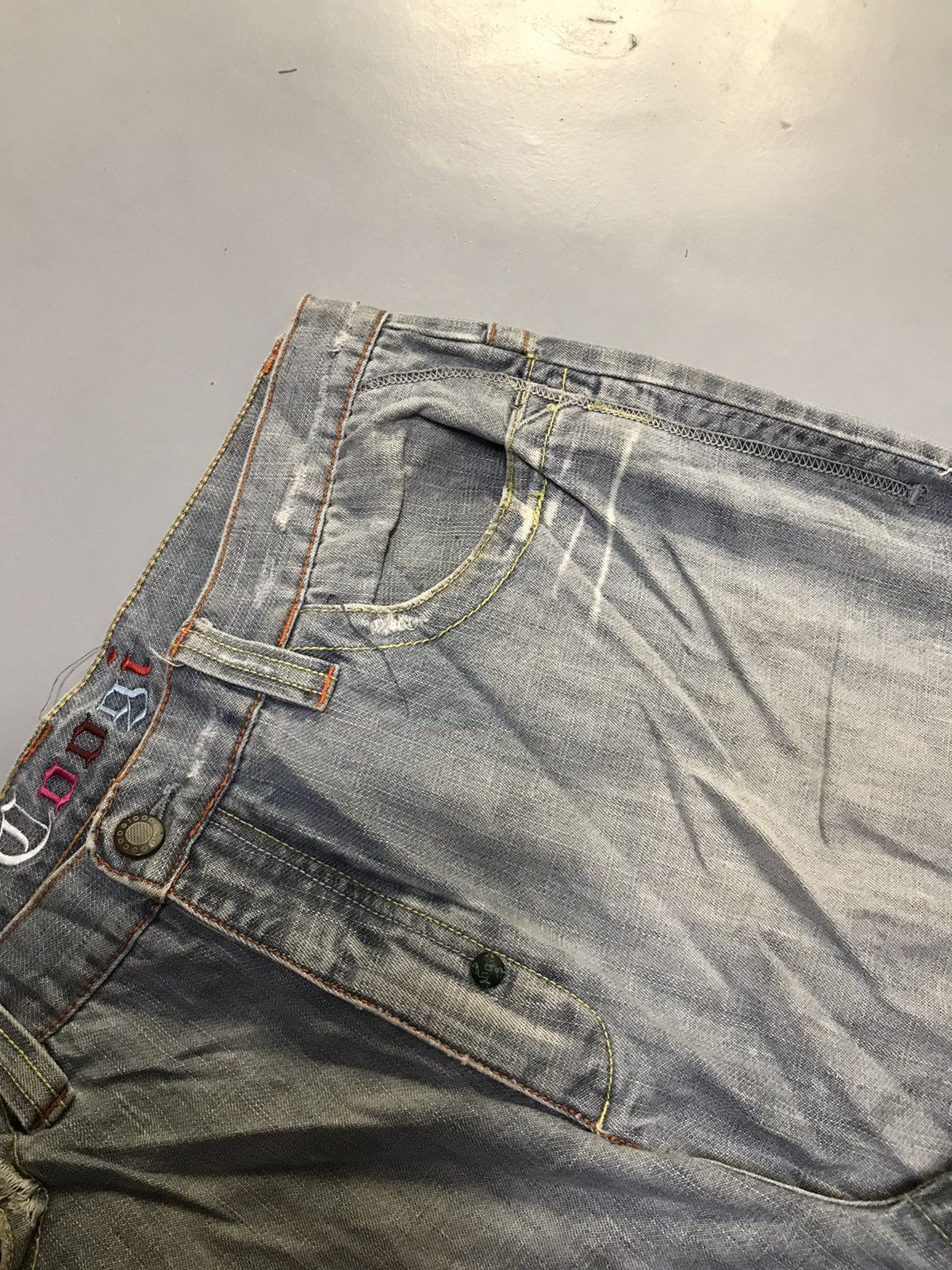 Coogi Vintage Coogi embroidered denim jort Size US 38 / EU 54 - 6 Thumbnail