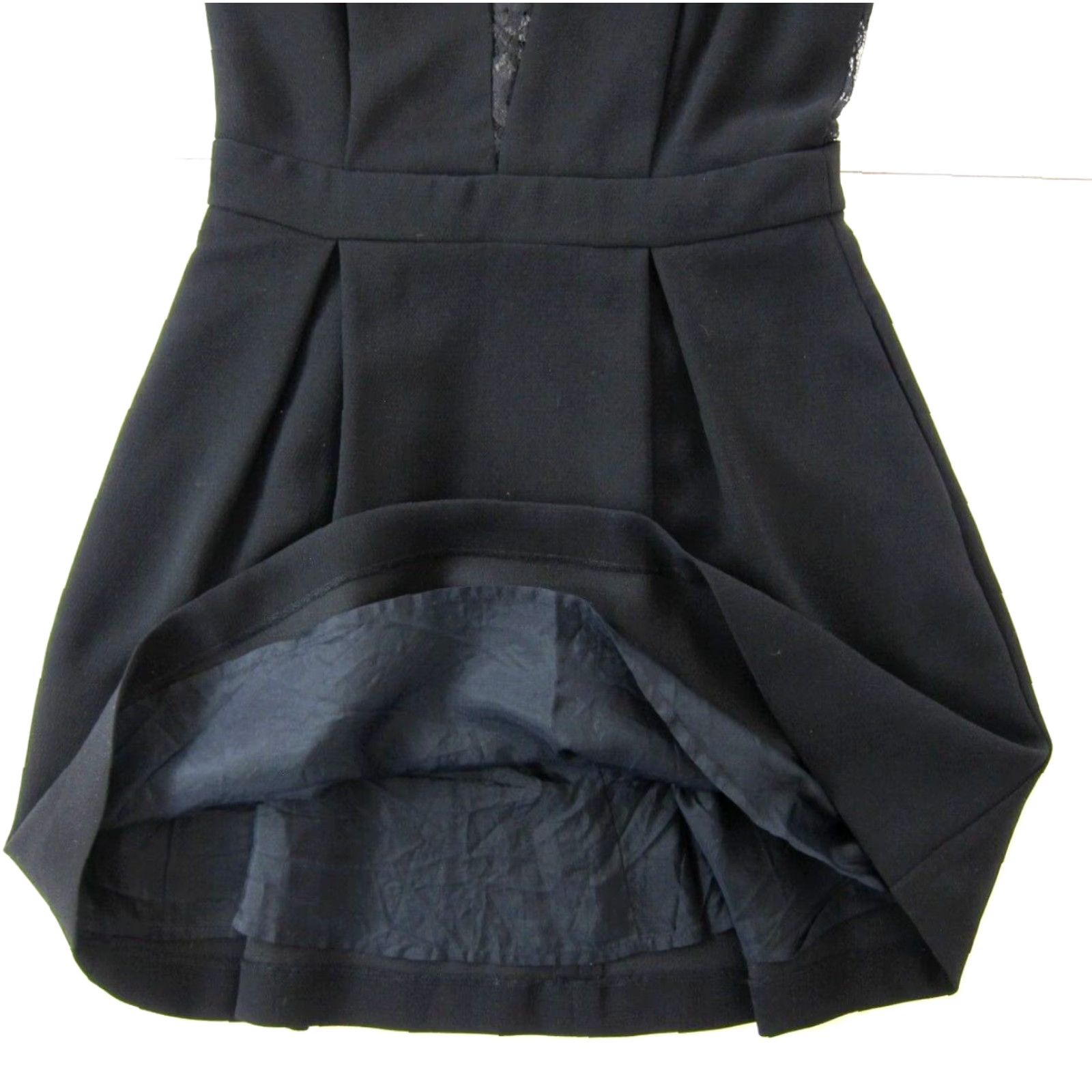 BCBGeneration BCBGeneration Black Lace Cap Sleeve V-Neck Sheath Dress Size 6 with Pockets Size M / US 6-8 / IT 42-44 - 5 Thumbnail