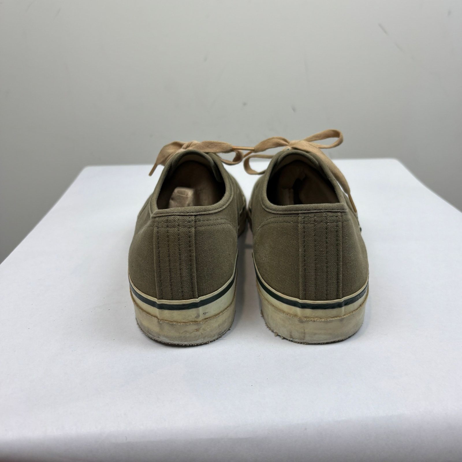JCPenney Rare True Vintage 60s Penneys Deck Shoe Men's 10.5 Size US 10.5 / EU 43-44 - 4 Thumbnail
